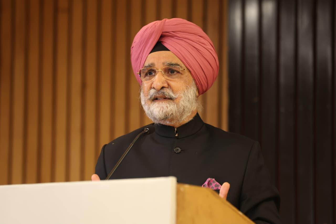 Hon'ble Lt. Governor at the Annual Baisakhi celebrations organized by the International Punjabi Society.