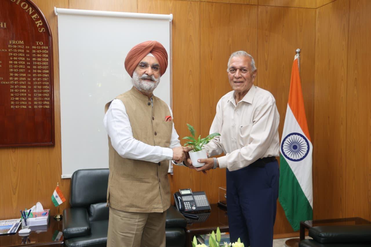 Prof. K.K. Aggarwal, President of South Asian University (SAU) New Delhi, called on Hon’ble Lt. Governor.