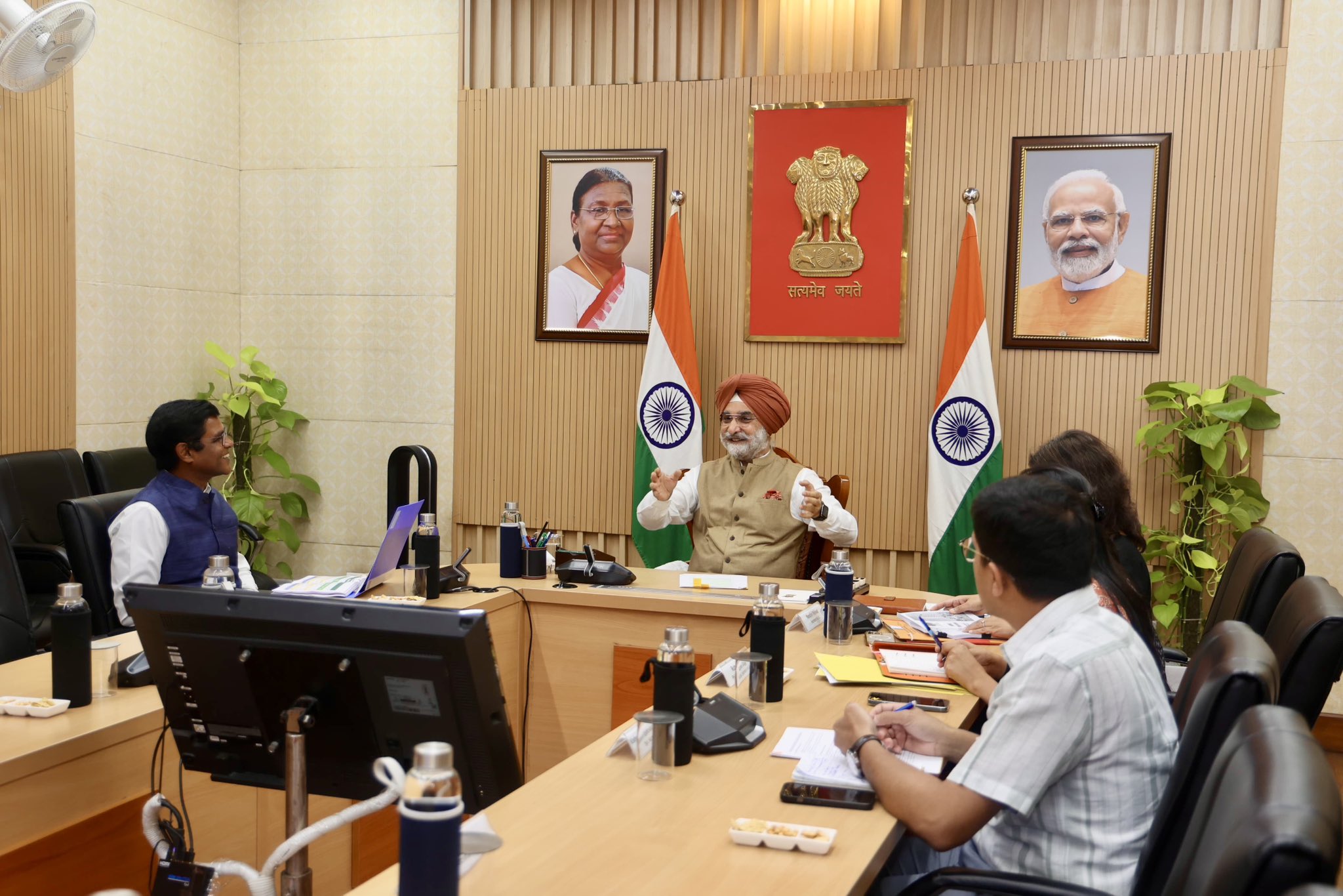 Hon’ble Lt. Governor reviewed the status and progress of key initiatives and ongoing works undertaken by the New Delhi…