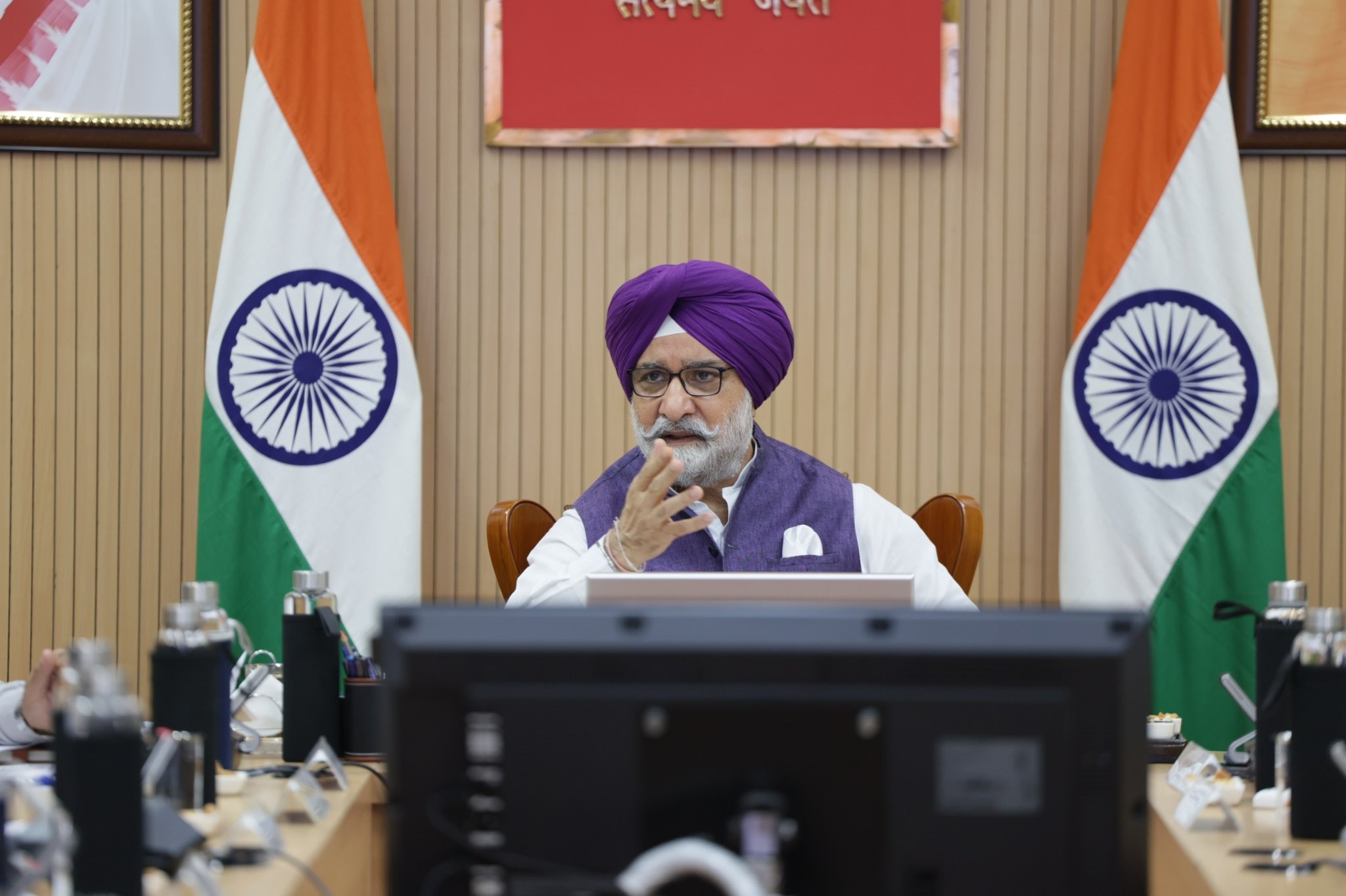 Hon’ble Lt. Governor reviewed the progress of Deregulation & Compliance Reduction in Delhi.