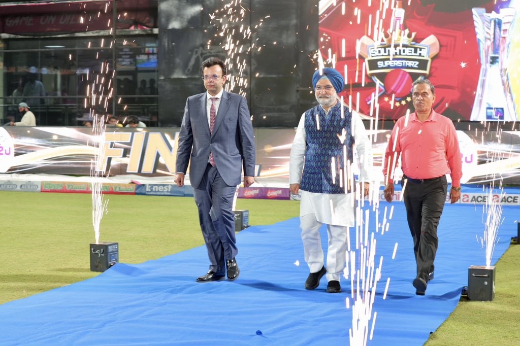 Hon’ble Lt. Governor attended the Delhi Premier League (DPL) finals.