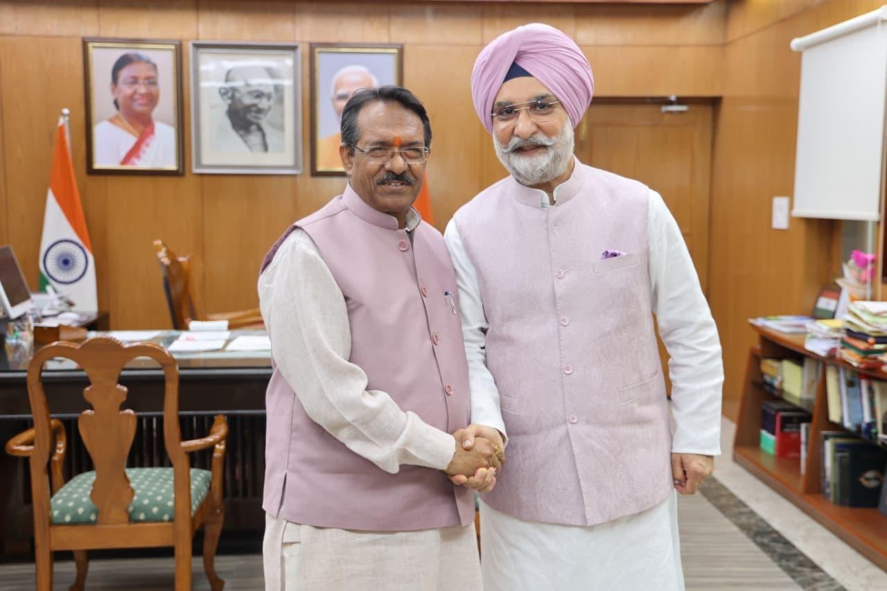 Shri Harsh Malhotra, Union Minister of State for Road Transport & Highways, Corporate Affairs, and President, BJP…