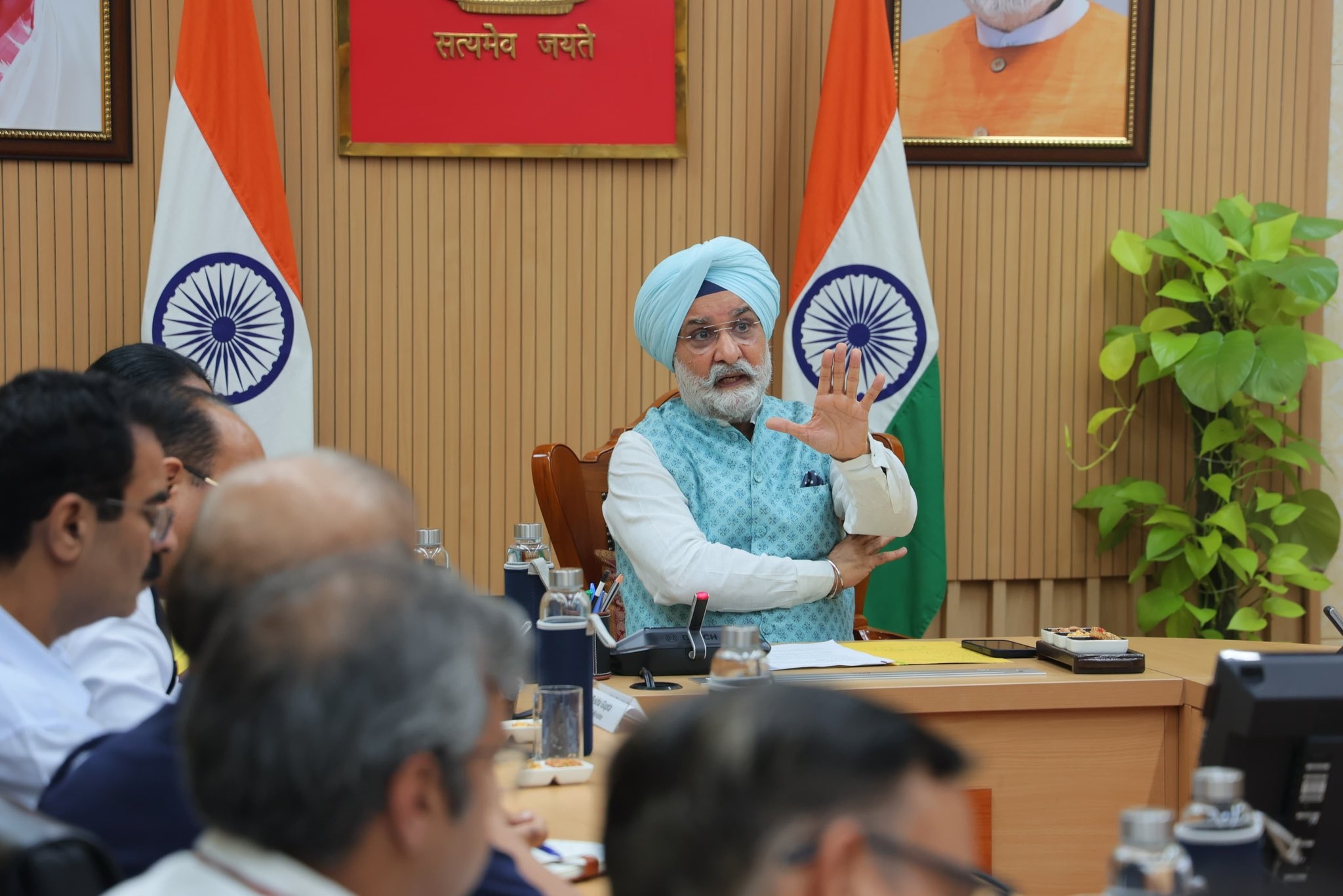 Hon’ble Lt. Governor chaired a review meeting with CM Smt. Rekha Gupta, Minister Shri Ashish Sood, Chief Secretary, DG…