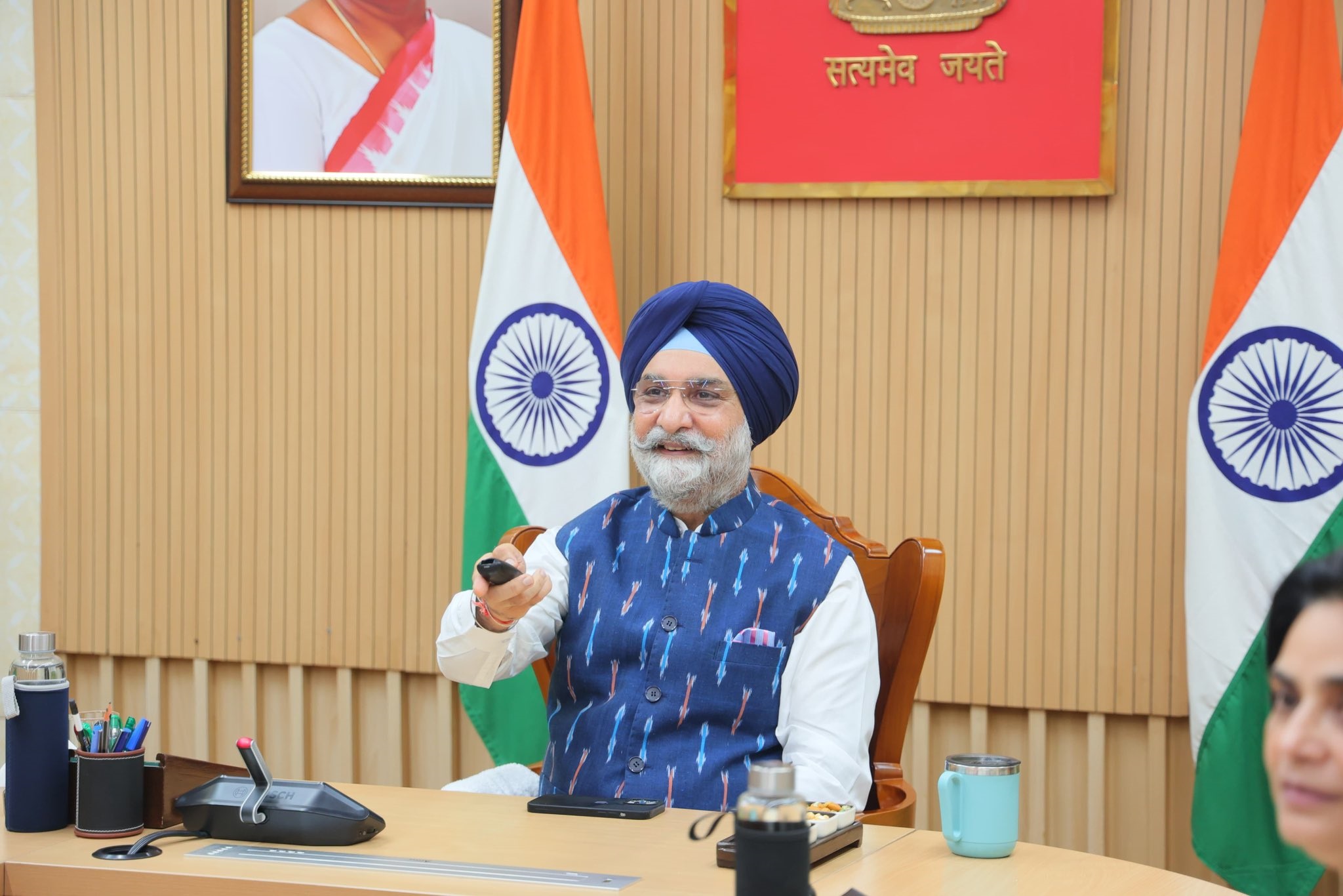 Hon’ble Lt. Governor launched the revamped Delhi Traffic Police website.