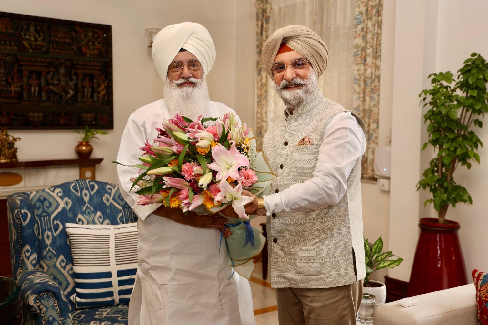 राधा स्वामी सत्संग ब्यास (आरएसएसबी) के बाबा जी गुरिंदर सिंह ढिल्लों, हजूर जसदीप सिंह जी गिल ने माननीय उपराज्यपाल से…
