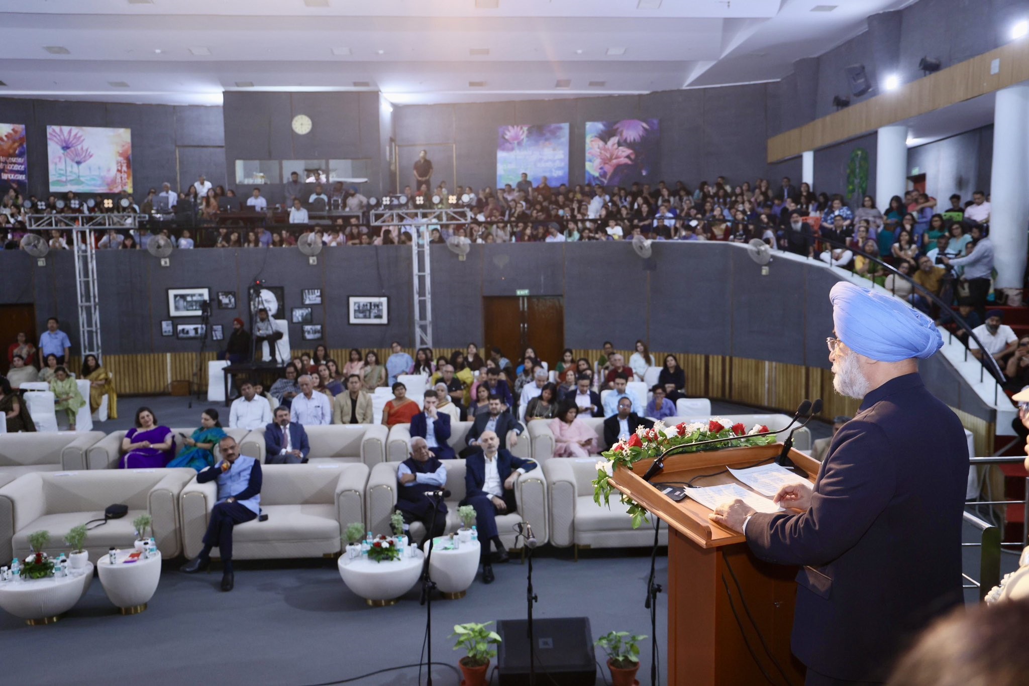 Hon’ble Lt. Governor addressed the 51st Founder’s Day celebrations at Modern School, Vasant Vihar.