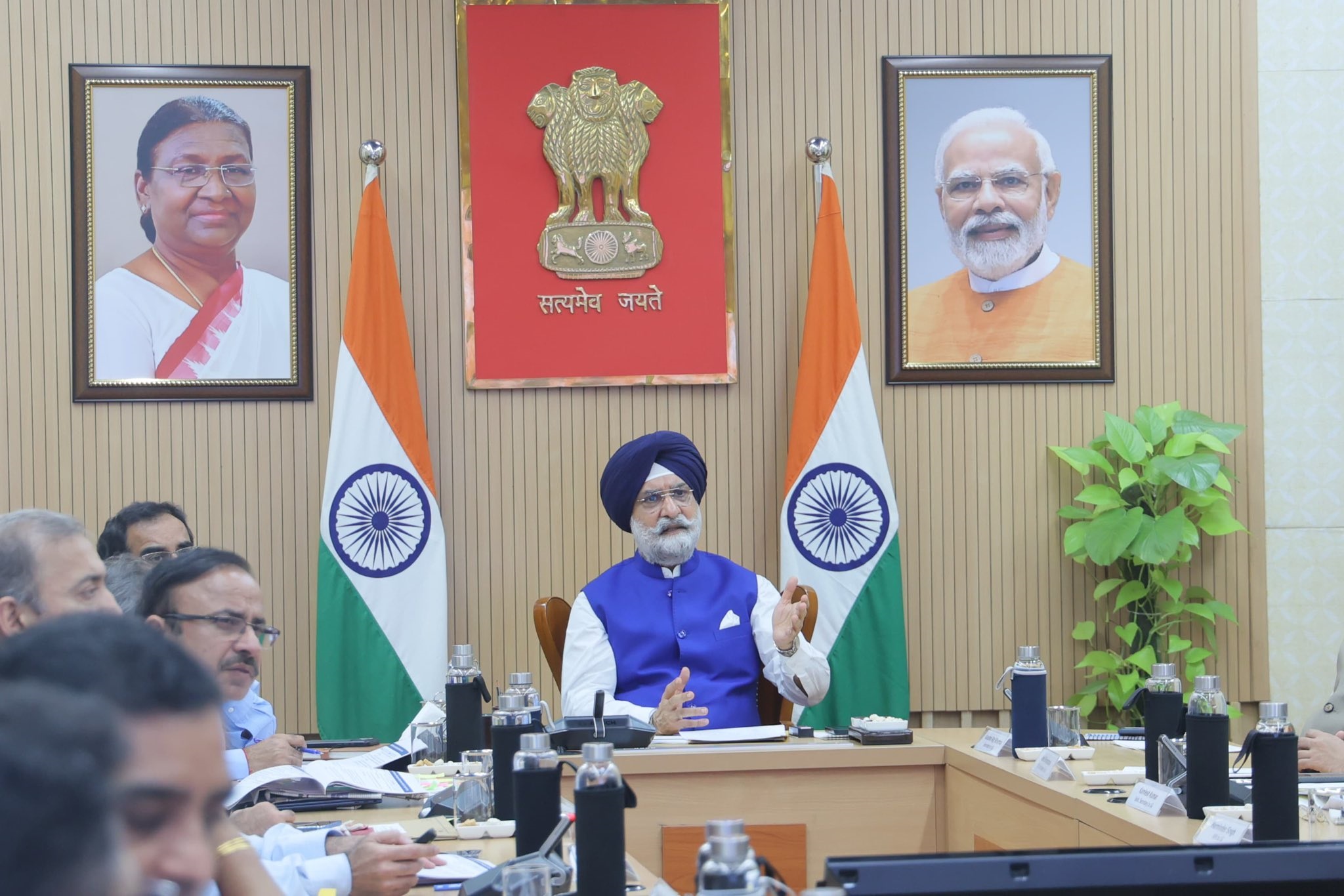 माननीय उपराज्यपाल ने दिल्ली की Deregulation & Compliance Reduction प्रक्रिया के दूसरे चरण की समीक्षा बैठक की…