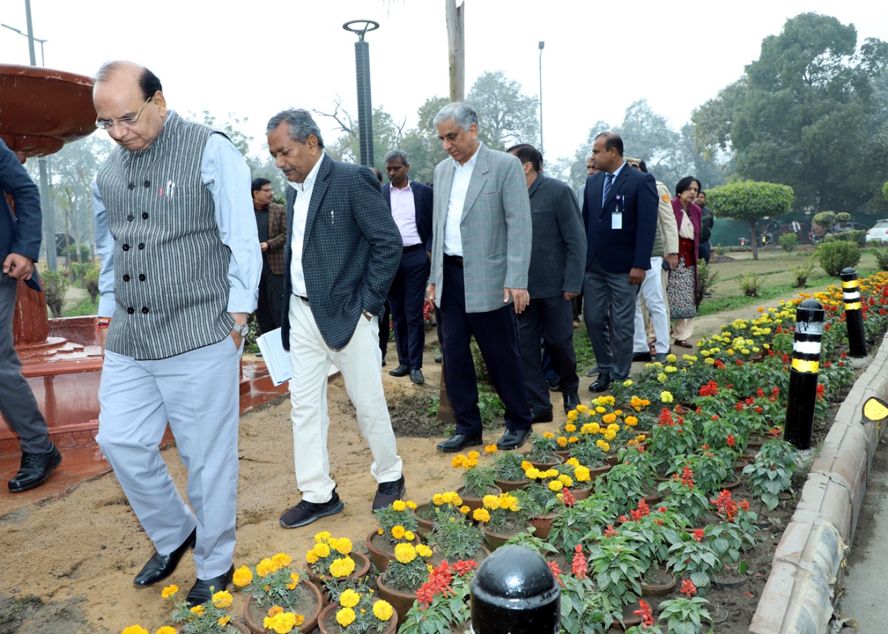 Hon’ble Lt. Governor taken stock of the makeover and refurbishing works on India Gate and Sardar Patel Marg stretch of…