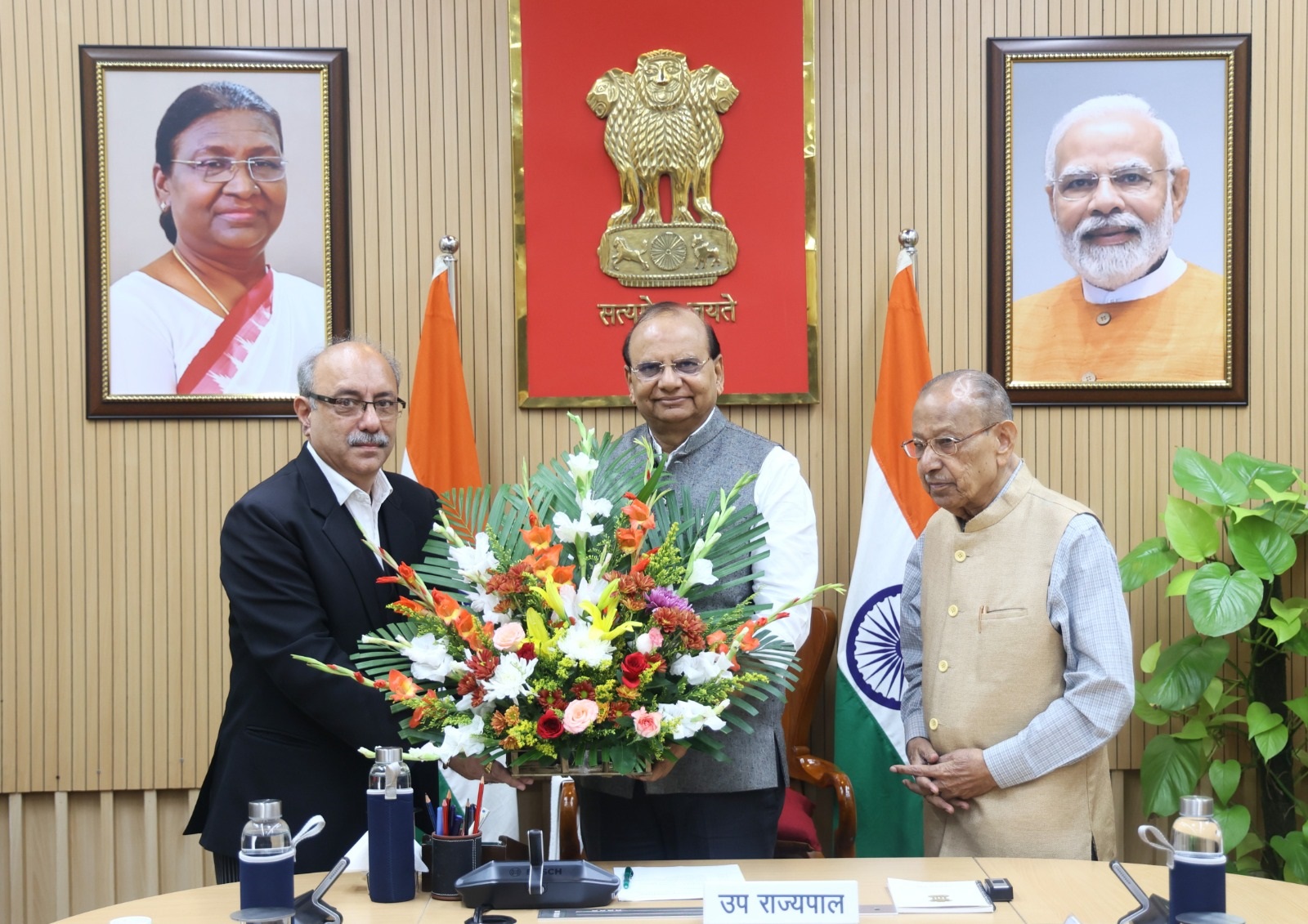 Hon’ble Lt. Governor with the representatives of Delhi TB Association to mark the 76th “TB Seal Campaign”.