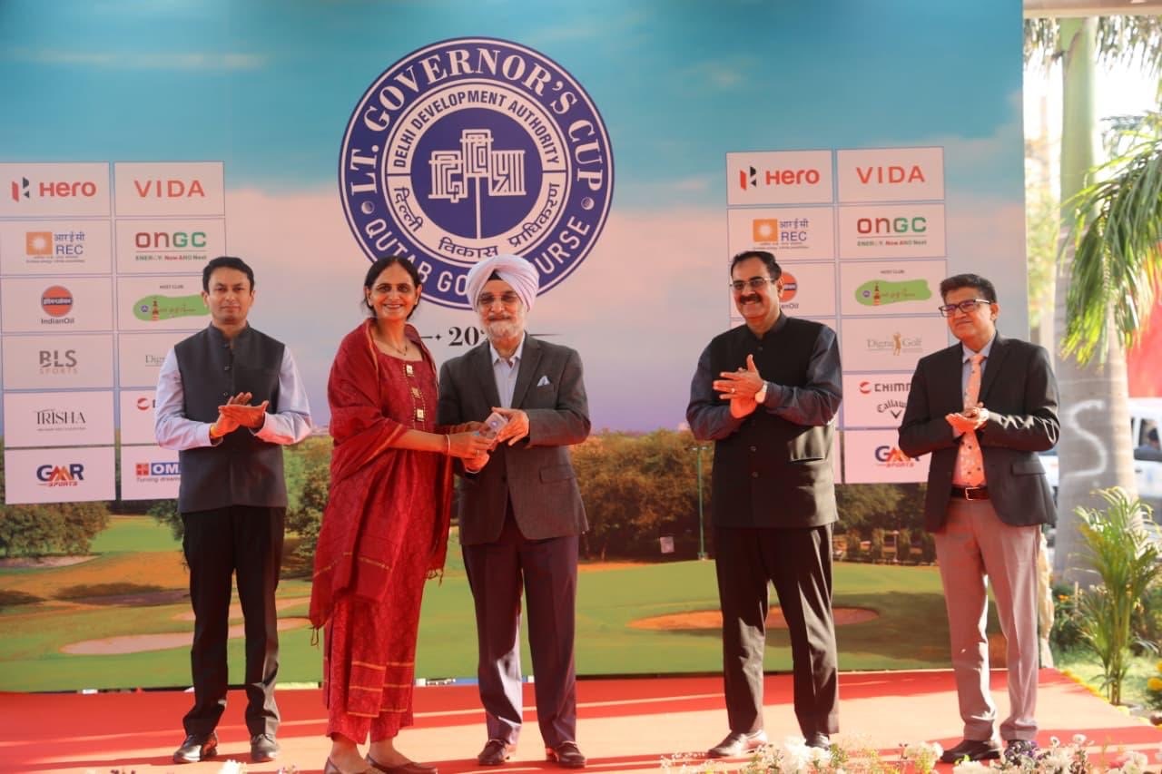 Hon’ble Lt. Governor awarded the winners of the 26th Lt. Governor’s Cup Annual Golf Tournament at Qutab Golf Course.