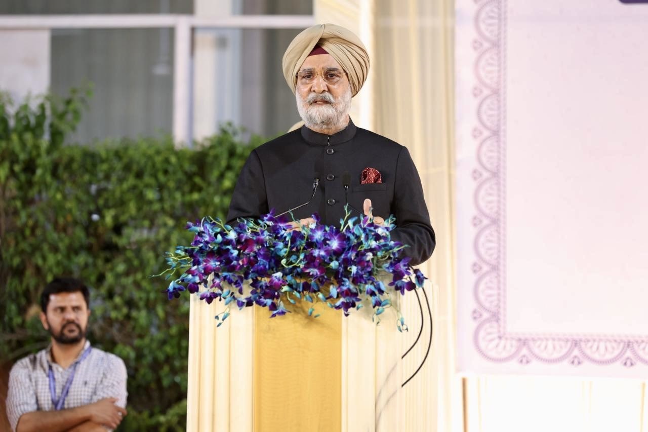 Hon’ble Lt. Governor celebrated Civil Services Day by honoring the dedicated officers who received the Chief Minister’s…