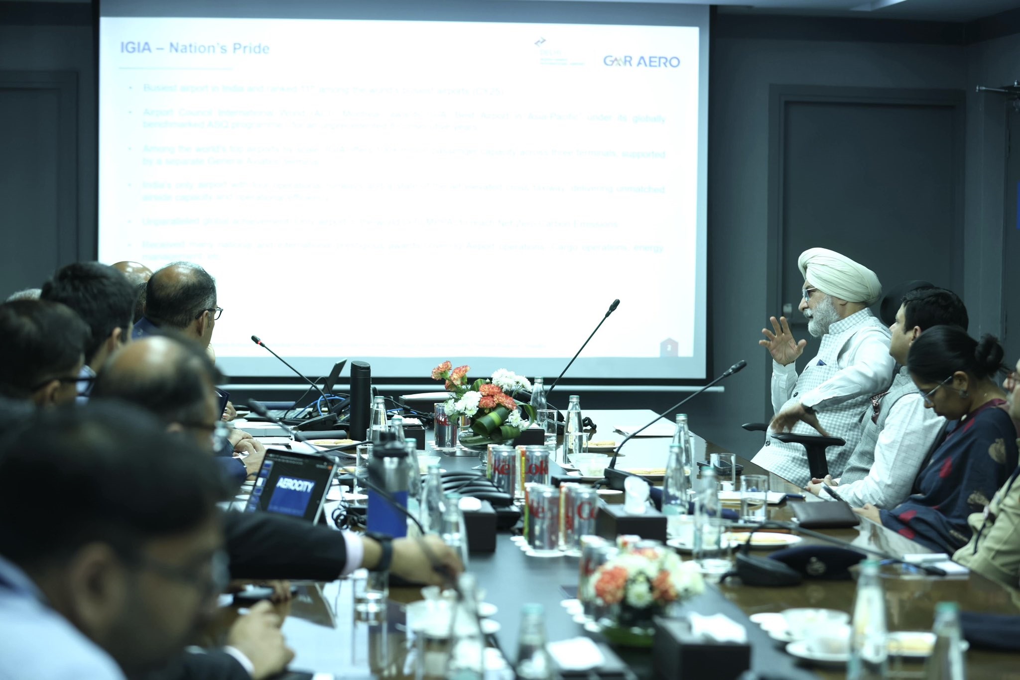 Hon’ble Lt. Governor reviewed a presentation on the operations and expansion of Indira Gandhi International Airport.