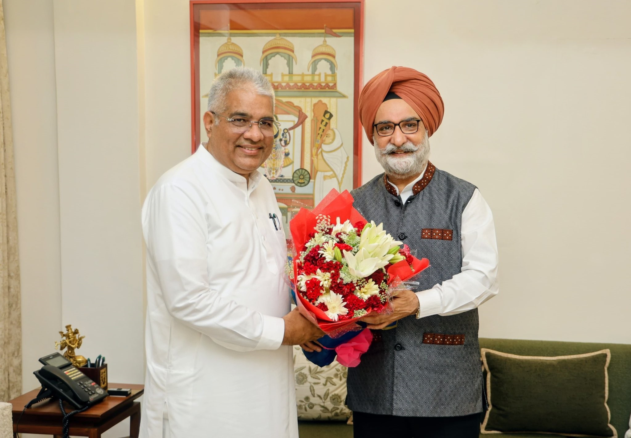 Hon’ble Lt. Governor called on Hon’ble Union Minister for Environment, Forest and Climate Change, Shri Bhupender Yadav.