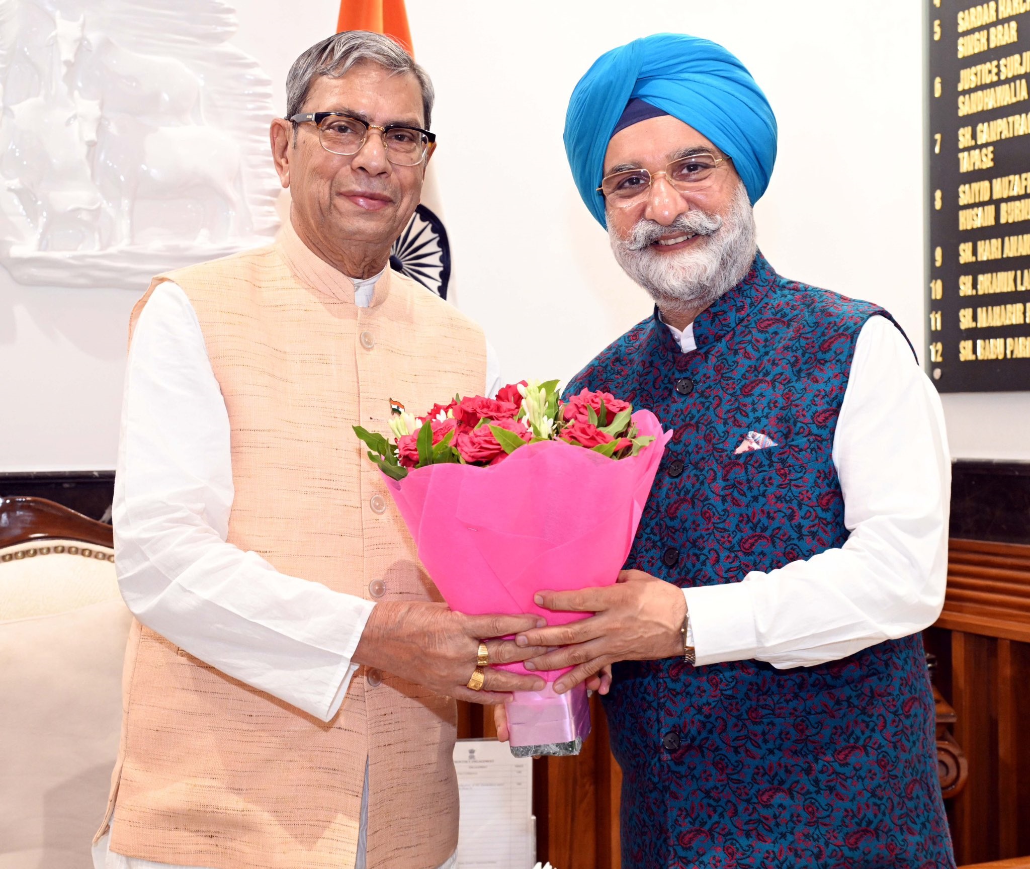Hon’ble Lt. Governor met with the Hon’ble Governor of Haryana, Prof. Ashim Kumar Ghosh.