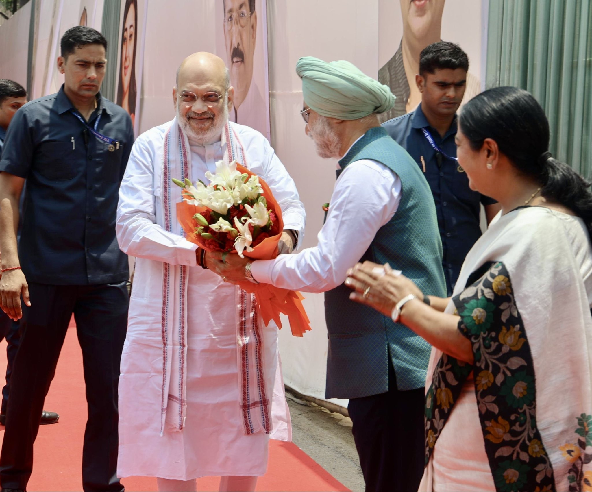 Hon’ble Lt. Governor joined Hon’ble Union Home Minister Shri Amit Shah Ji, Hon’ble Union Minister for Environment,…