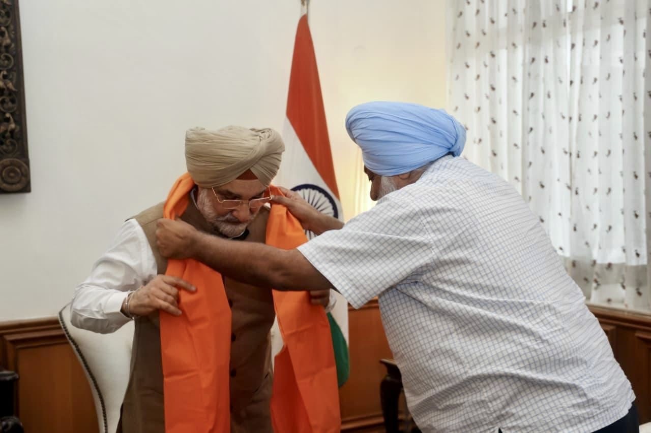 Sardar Jagjot Singh Sohi, President, Takht Sri Patna Sahib Prabandhak Committee, called on Hon’ble Lt. Governor.