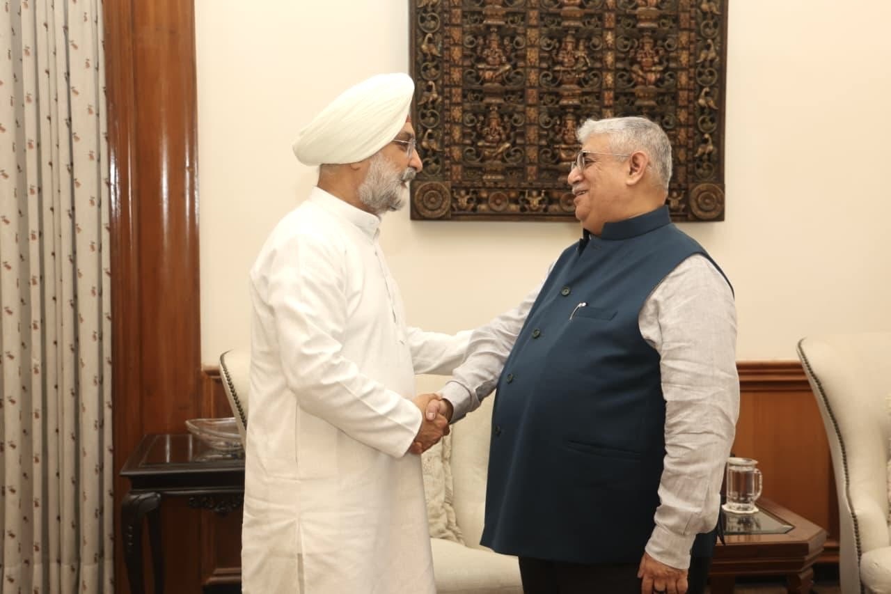 Shri Sandip Patel, Managing Director, IBM India & South Asia Region, called on Hon’ble Lt. Governor.