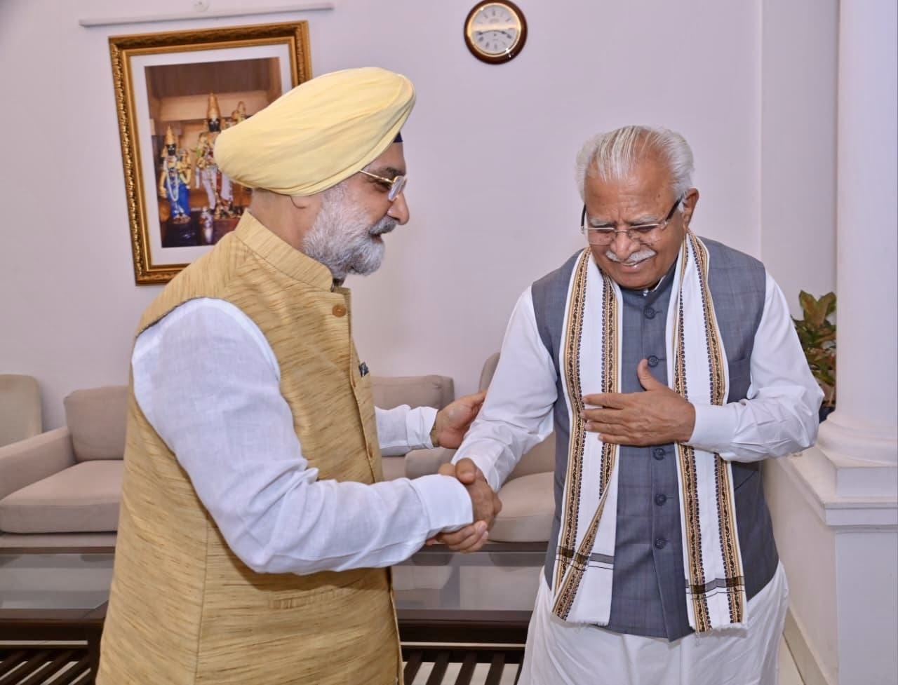 Hon’ble Lt. Governor met Hon’ble Union Minister for Housing & Urban Affairs and Power, Shri Manohar Lal.
