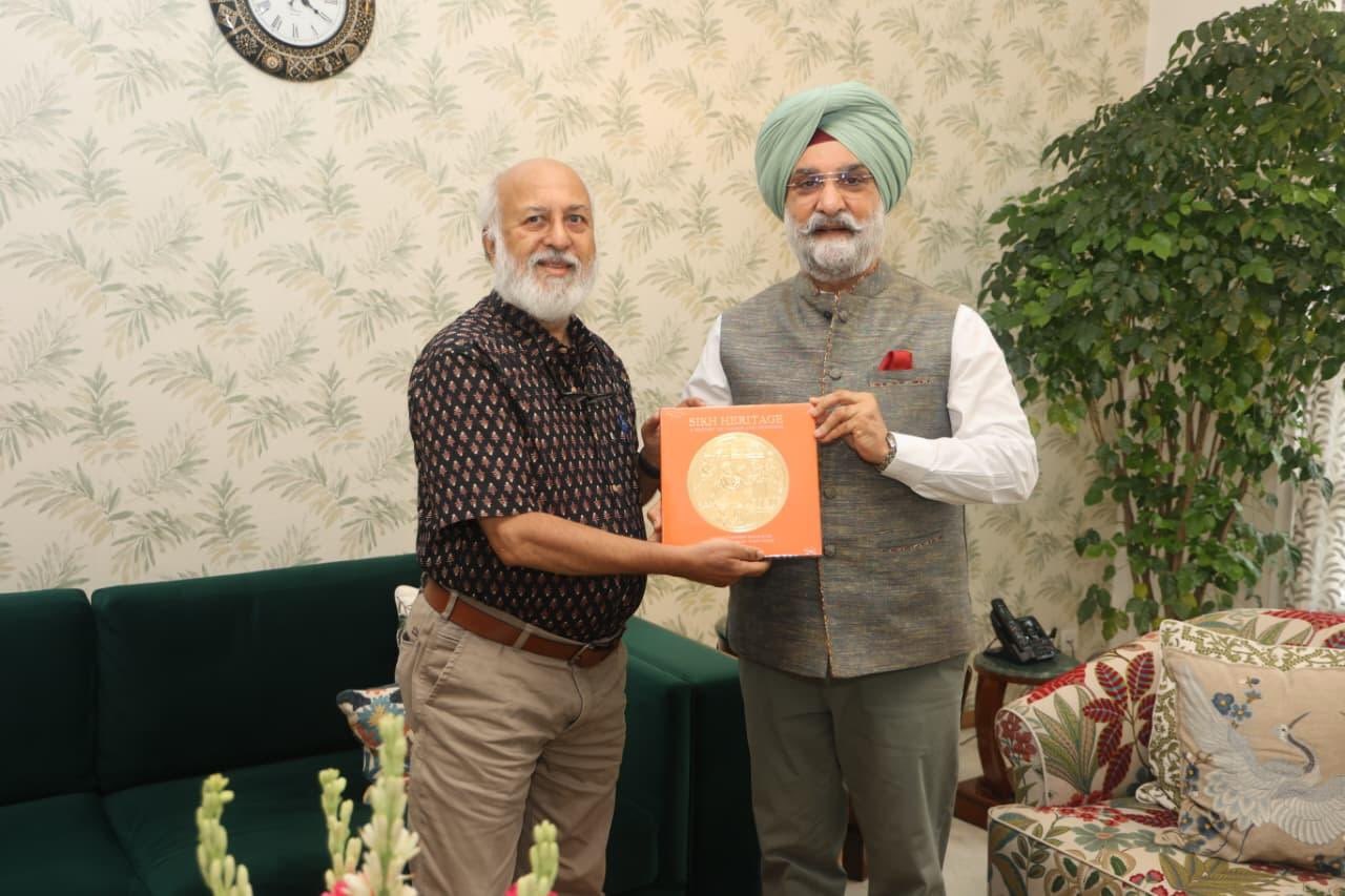 Shri Sondeep Shankar, distinguished photojournalist, called on Hon’ble Lt. Governor.