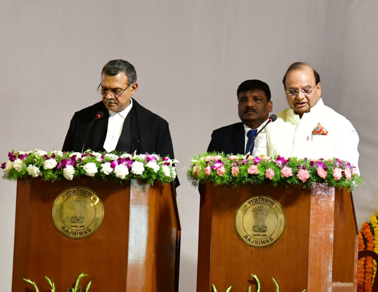 Shri Vinai Kumar Saxena was sworn in as the 22nd Lt. Governor of Delhi by Acting Chief Justice of Delhi High Court, Hon…