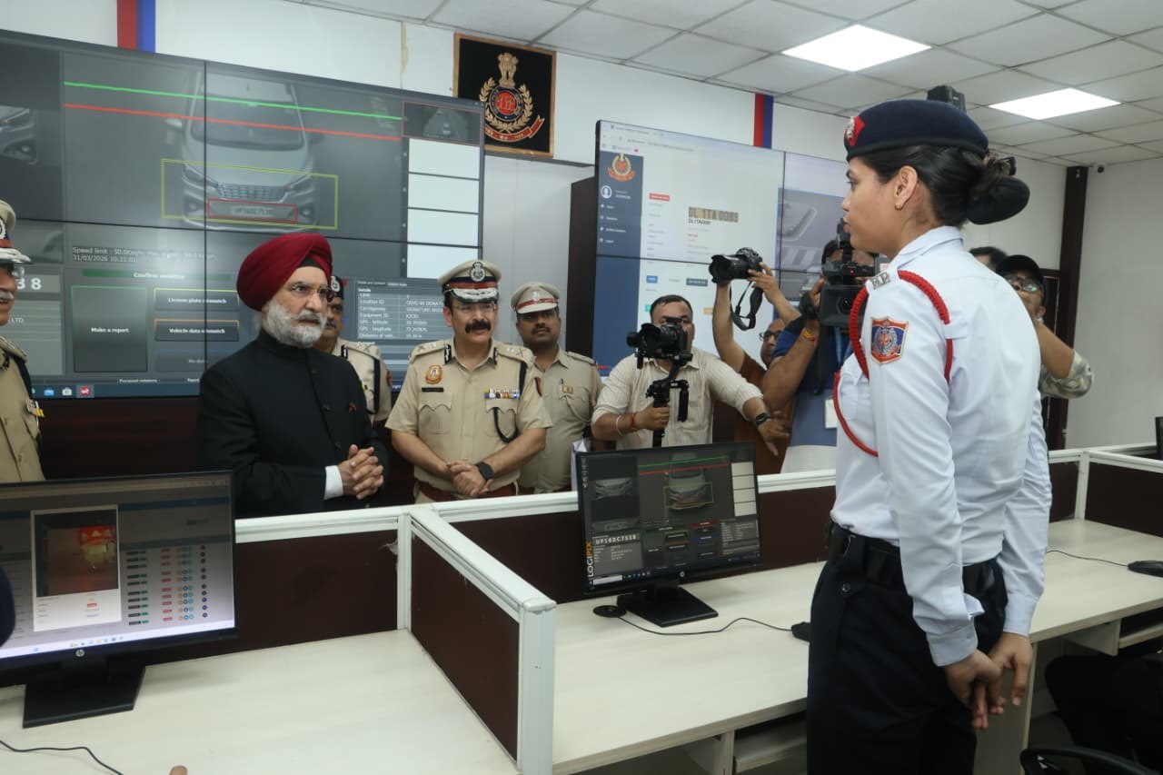 Hon’ble Lt. Governor reviewed progress of the Digital Enforcement framework at the Delhi Traffic Police Headquarters in…