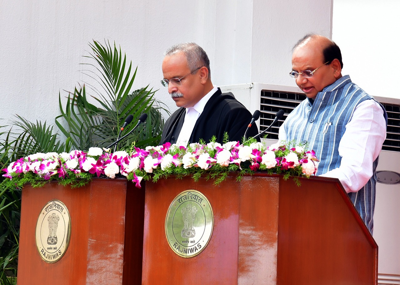 Hon’ble Lt. Governor administered the oath of office to Hon’ble Justice Satish Chandra Sharma as Chief Justice of Delhi…