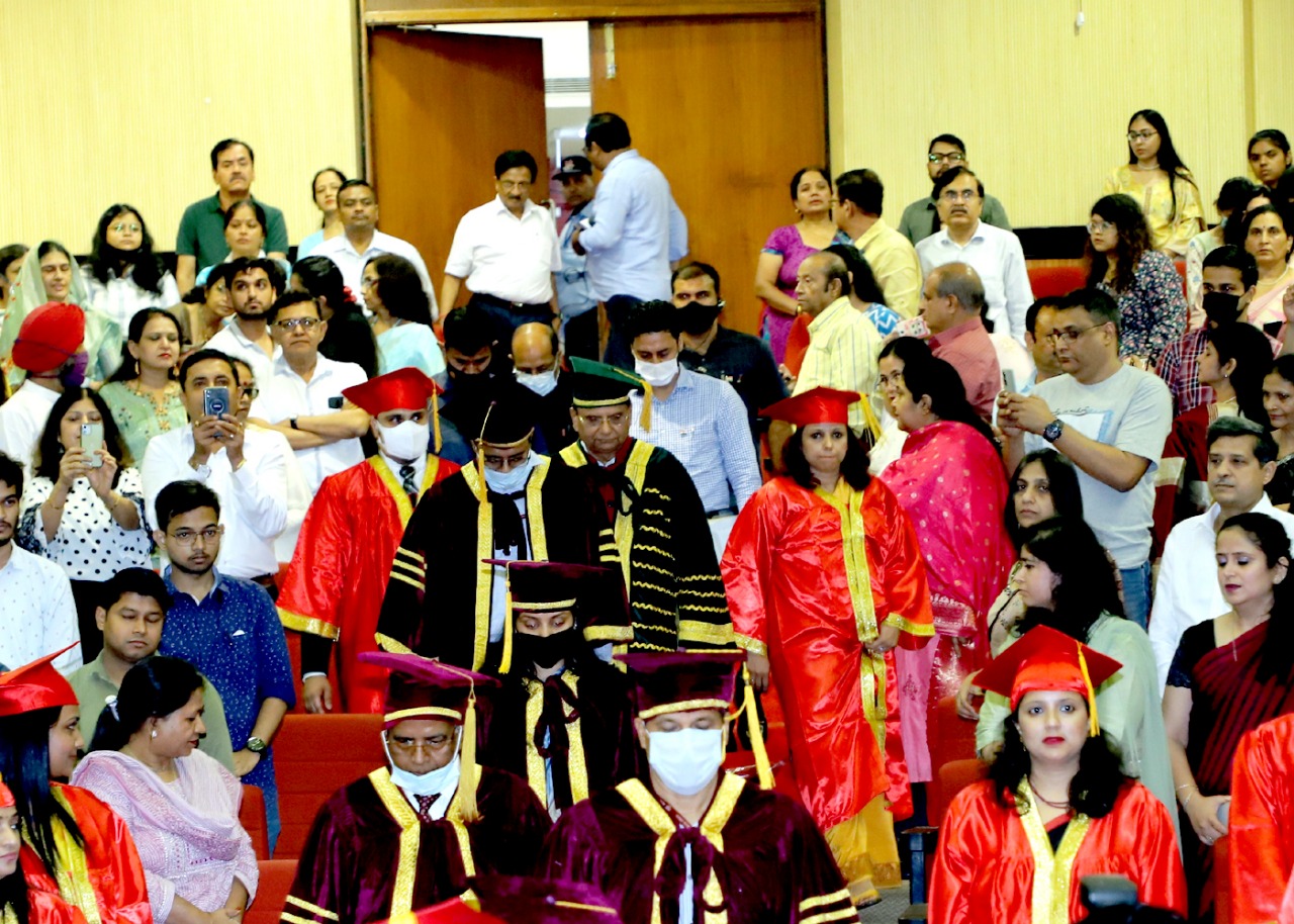 Hon'ble Lt. Governor delivered the Convocation Address at the 2nd Convocation of the NDMC Medical College.
