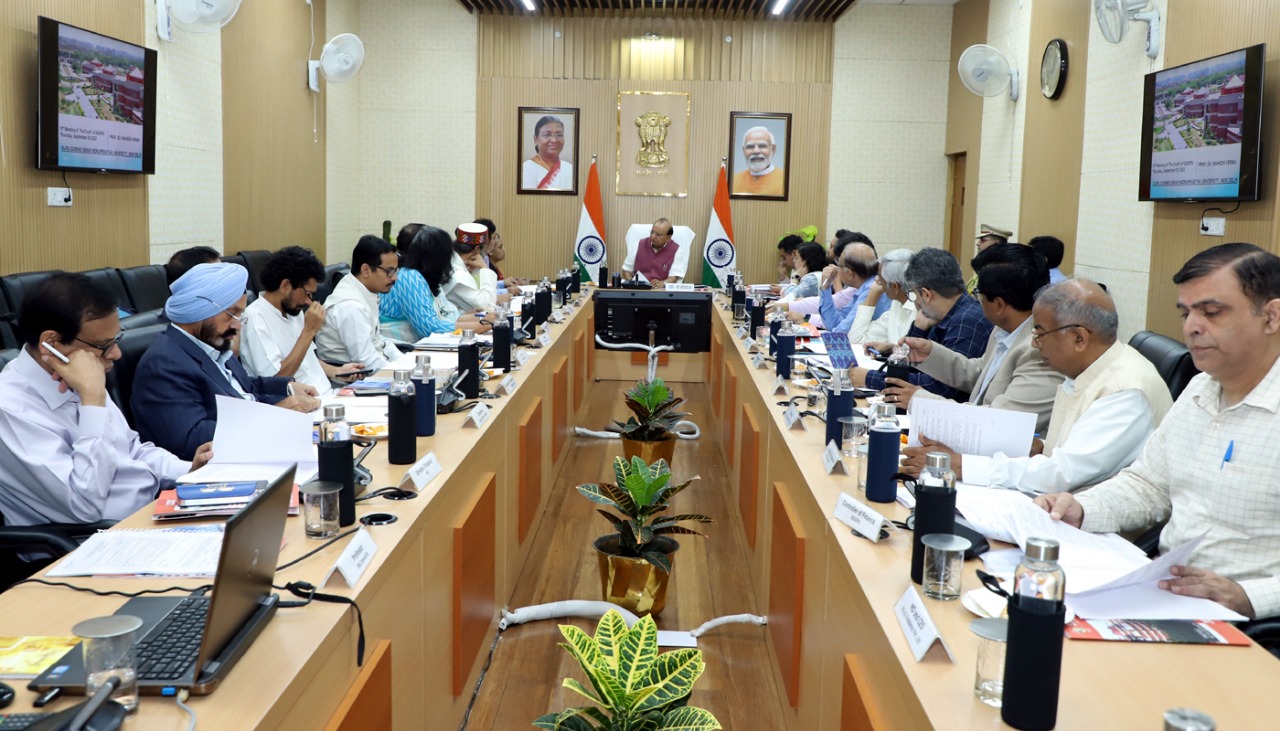 Hon’ble Lt. Governor Chaired The 12th Meeting Of Court Of Guru Gobind Singh Indraprastha University.