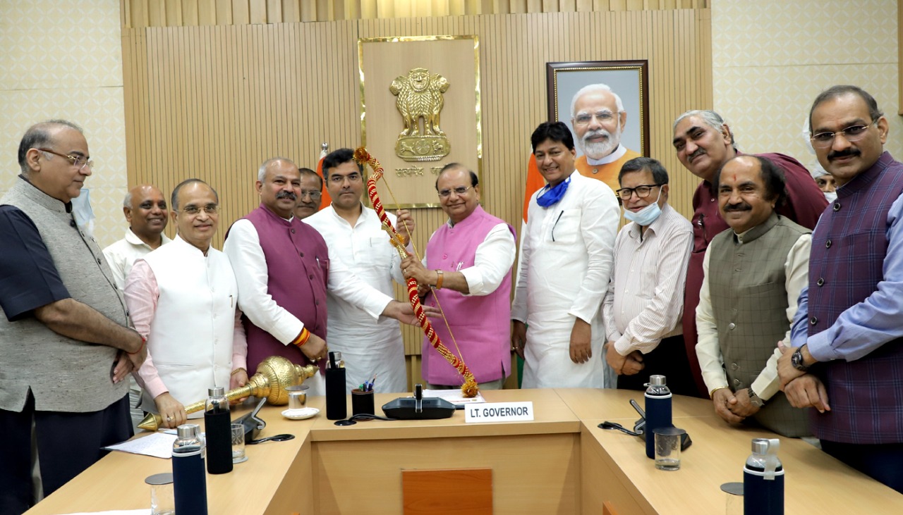 Hon'ble Lt. Governor met delegations of Ramlila Committees.