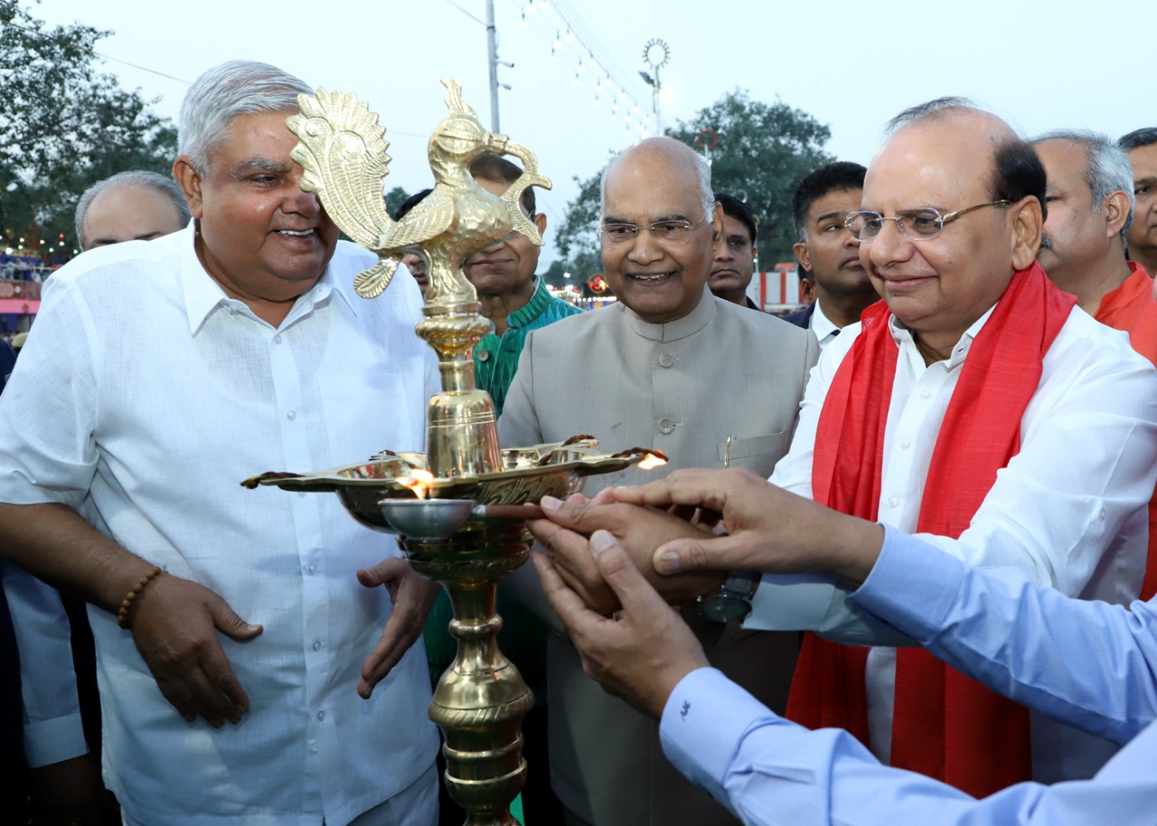Hon’ble Lt. Governor At The Ramleela With Hon'ble Vice President Shri Jagdeep Dhankar Ji & Hon'ble Former…