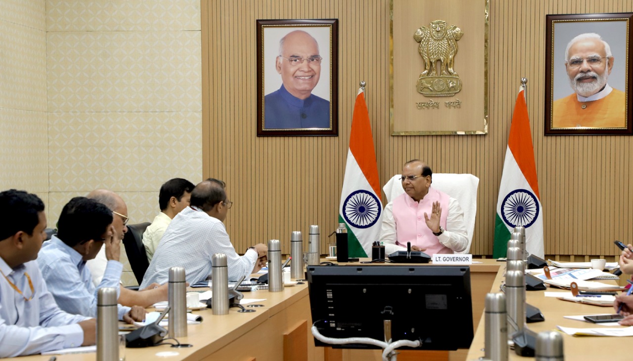 Hon'ble Lt. Governor reviewed the IT initiatives by MCD and directed officers to make all services and regulatory…