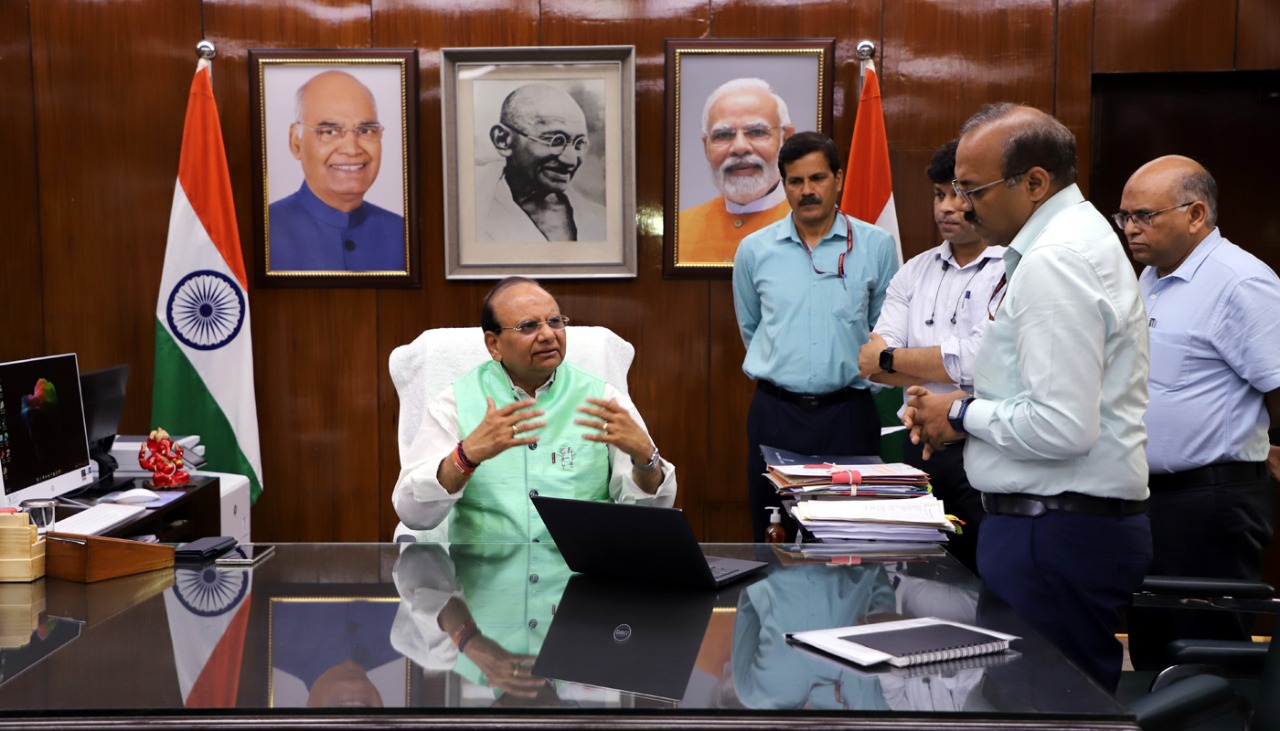 Hon'ble Lt. Governor launched MCD's novel initiative of directly connecting the people of Delhi with 57,000…