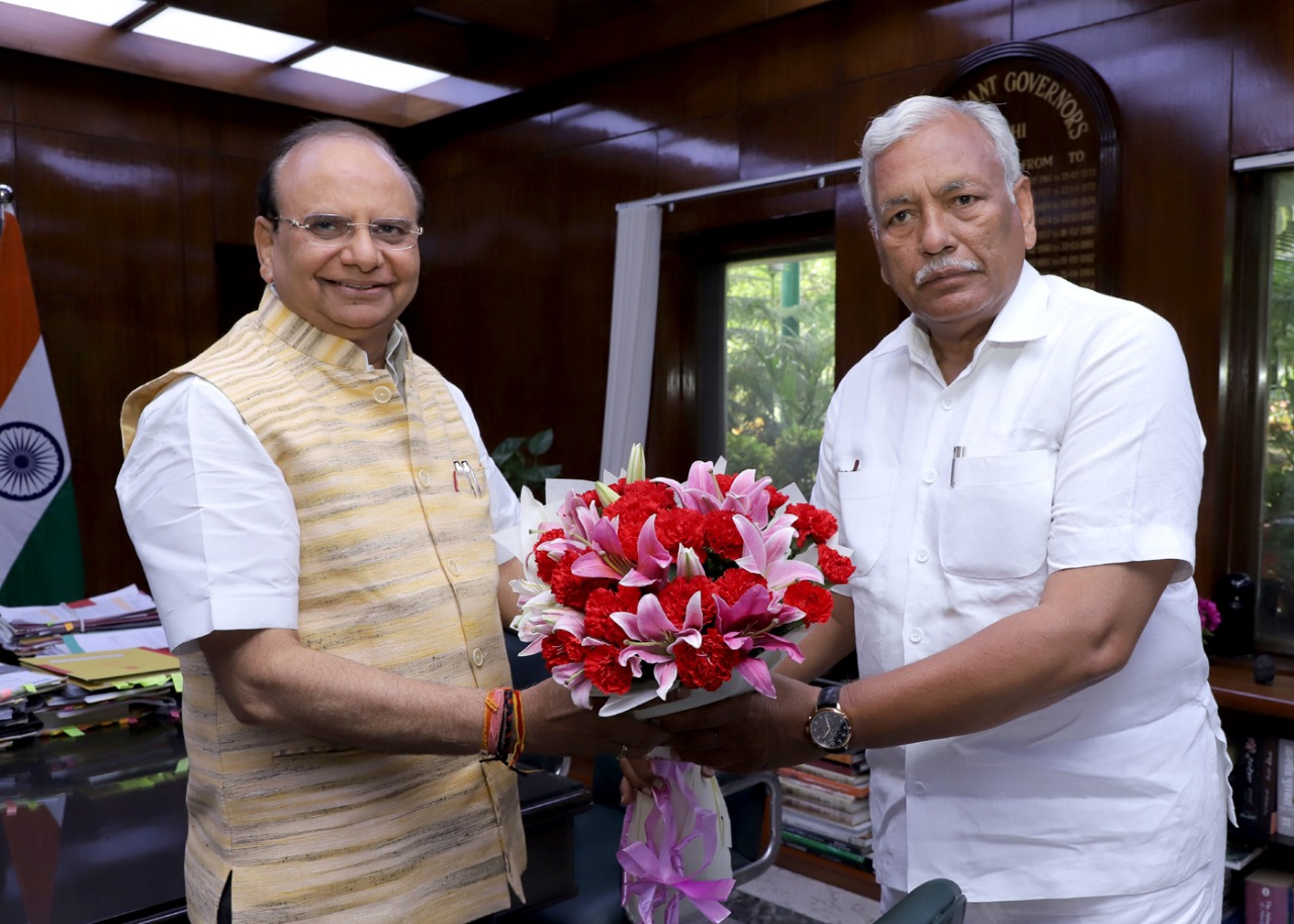 Hon'ble Speaker of Delhi Assembly, Shri Ram Niwas Goel Ji called on Hon’ble Lt. Governor at Raj Niwas
