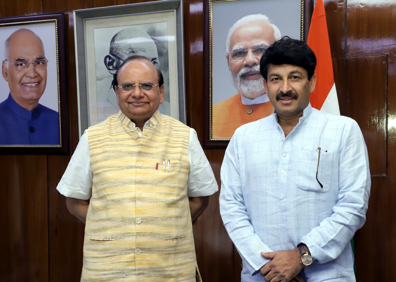 Hon'ble MP Shri Manoj Tiwari Ji called on the Hon'ble Lt. Governor at Raj Niwas