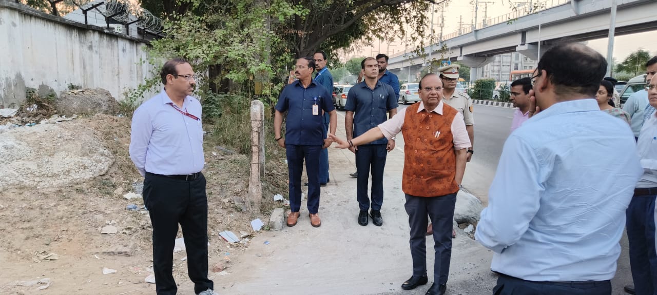 माननीय उपराज्यपाल ने धौला कुआं- NH स्ट्रेच और द्वारका का दौरा किया।