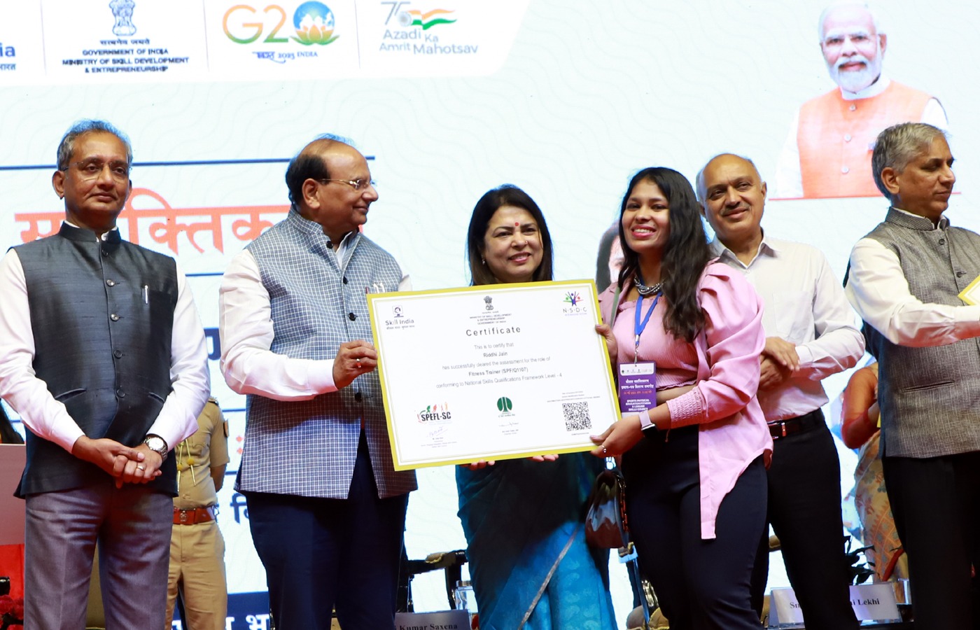 Hon’ble Lt. Governor gave away certificates to 1600 successful Trainees of NDMC "UpSkilling" Program.