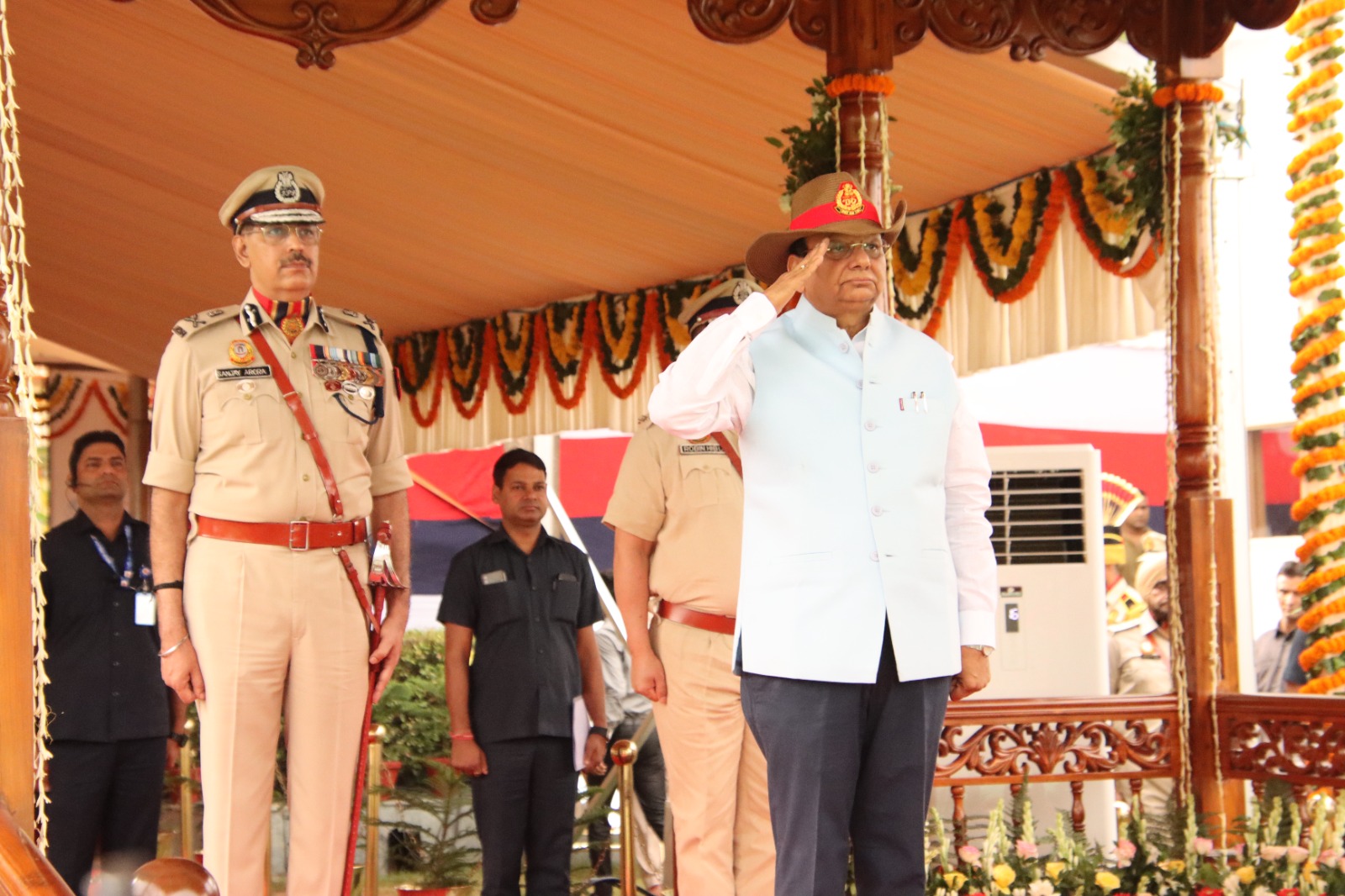 माननीय उपराज्यपाल ने 01 जुलाई, 2023 को दिल्ली पुलिस की दूसरी कमिश्नरेट दिवस परेड में भाग लिया।