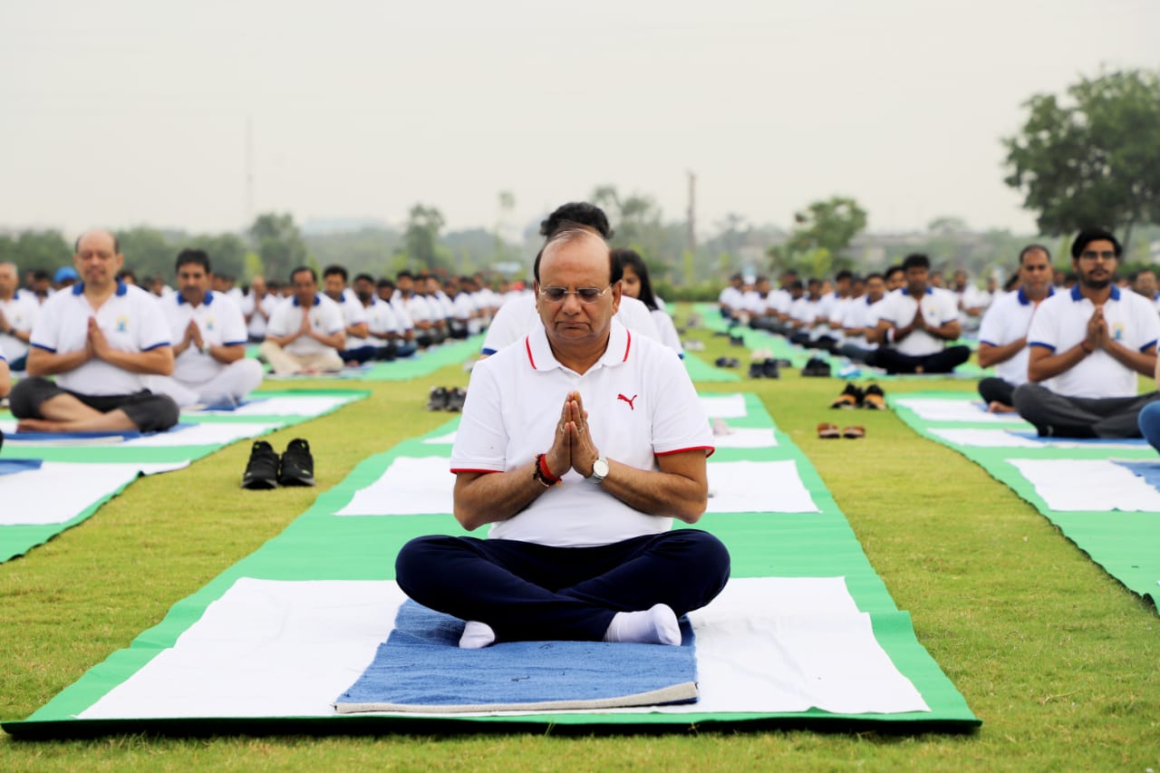 On The Occasion Of International Yoga Day, Hon’ble Lt. Governor Participated In Yoga Exercises With The People Of Delhi…