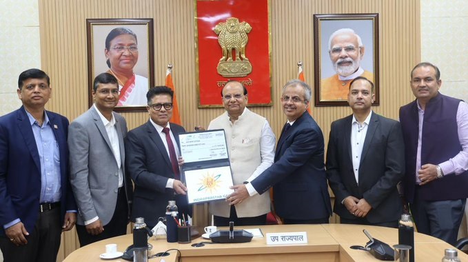 Hon’ble Lt. Governor received the interim dividend cheque of ₹17.5 Cr for Financial Year 2023-24 from Indraprastha Gas…