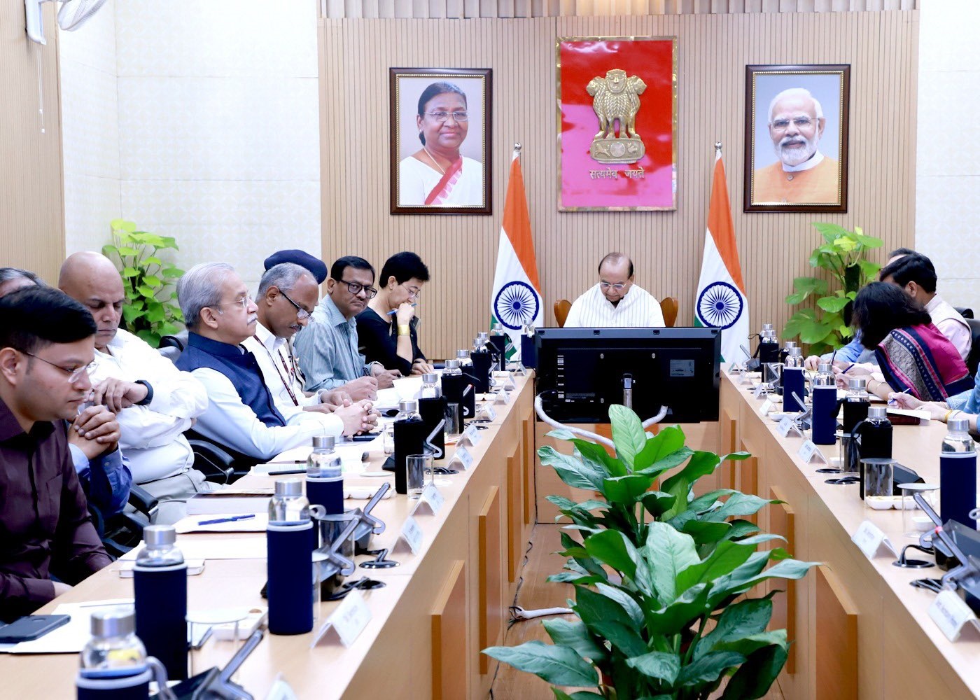 Hon’ble Lt. Governor chaired the 8th meeting to review the implementation of 03 new Criminal Laws, alongwith Hon’ble CM…