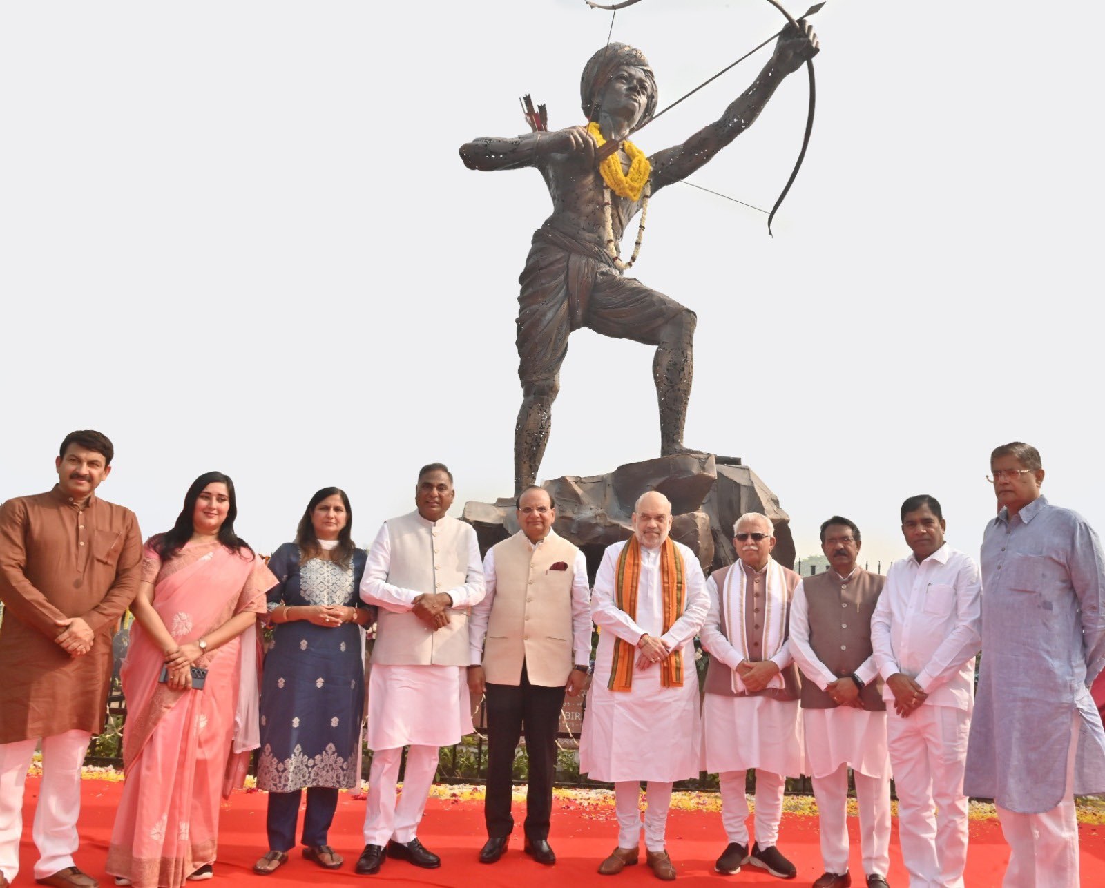 Hon’ble Union Home Minister and Minister of Cooperation, Shri Amit Shah unveiled a grand statue of Bhagwan Birsa Munda…