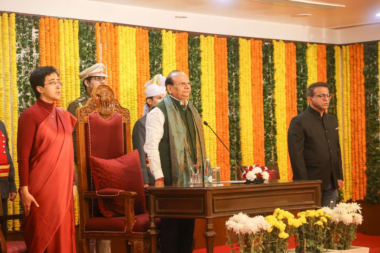 Hon’ble Lt. Governor administered Oath of Office & Secrecy to Shri Raghuvinder Shokeen, as a Minister in GNCTD, in…
