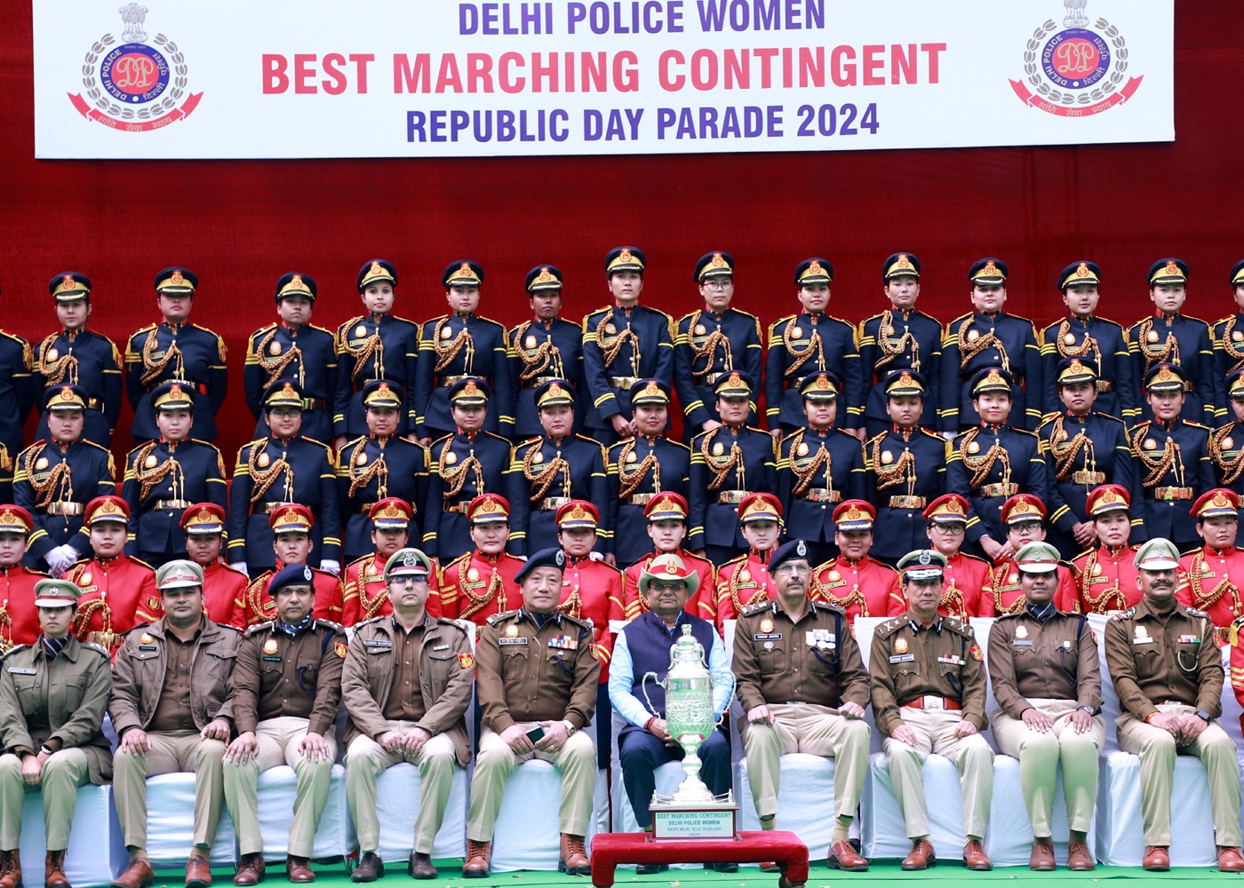 माननीय उपराज्यपाल ने दिल्ली पुलिस महिला टुकड़ी की अभूतपूर्व उपलब्धि का जश्न मनाने के लिए आयोजित "बड़ा खाना"…