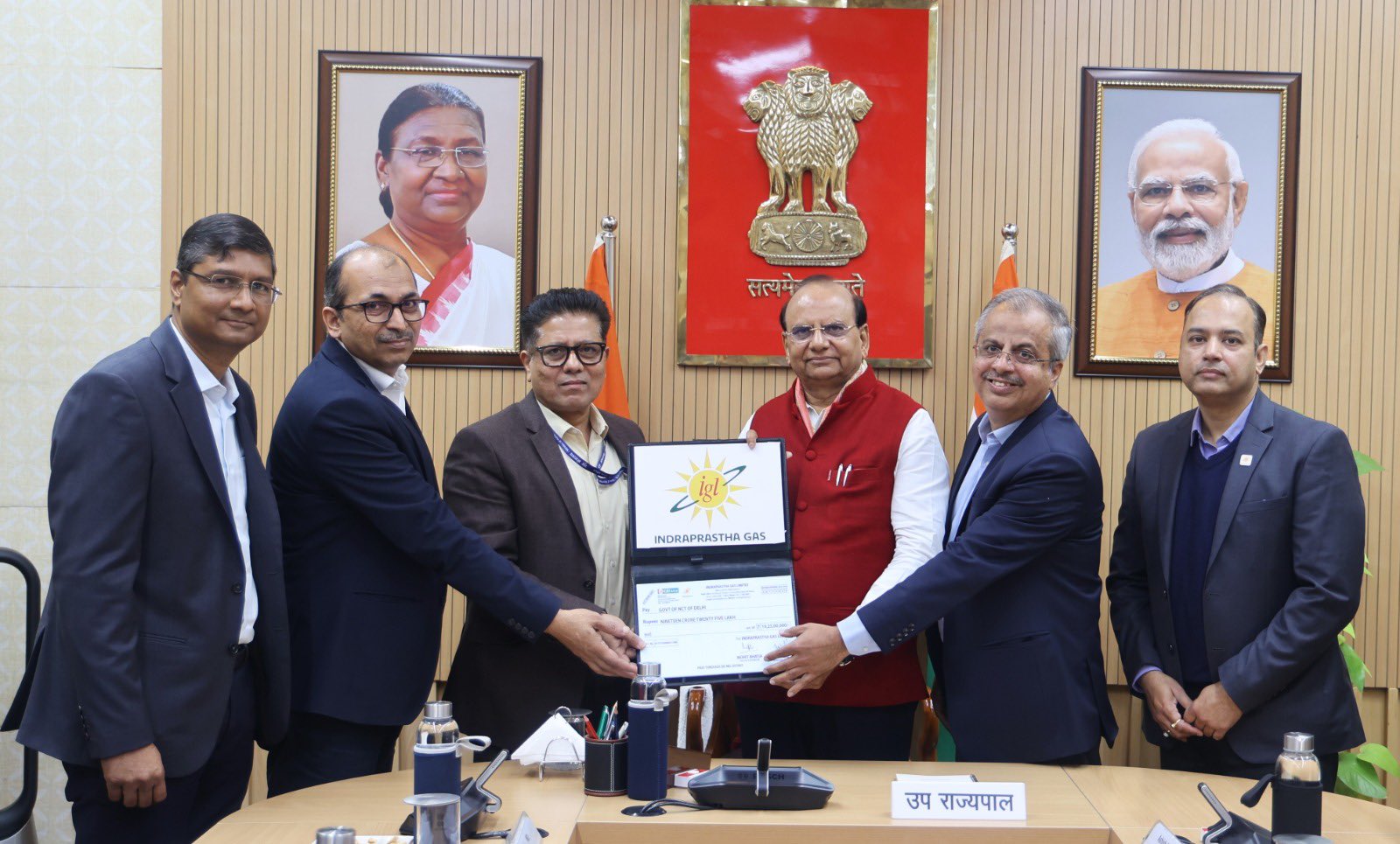 Hon’ble Lt. Governor received the interim dividend cheque of ₹19.25 Cr for FY 2023-24 from Indraprastha Gas Ltd.