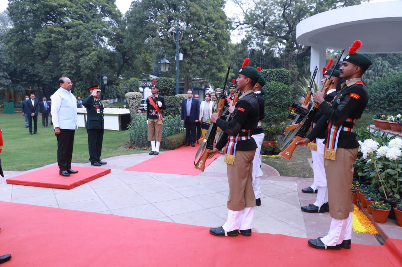 माननीय उपराज्यपाल ने राज निवास में एनसीसी निदेशालय दिल्ली के गणतंत्र दिवस शिविर दल और पीएम रैली कैडेटों को सम्मानित…