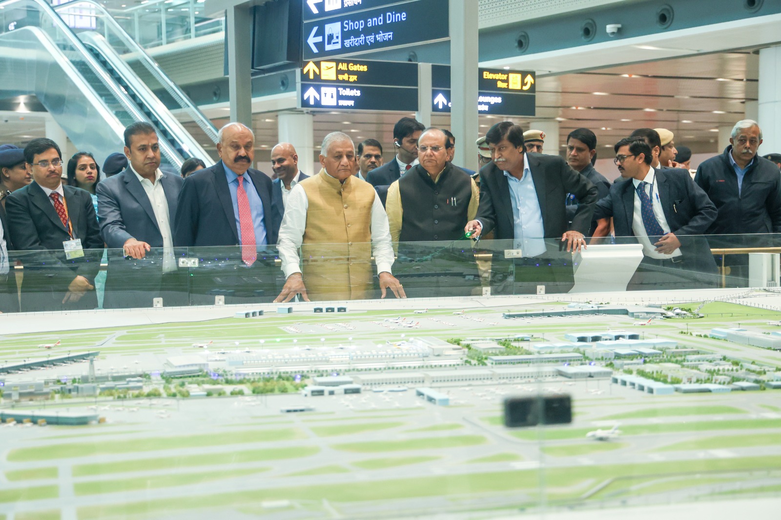 Hon’ble Lt. Governor took part of the inauguration of Expanded Terminal-I of Delhi Airport, alongwith Union MOS Shri Gen VK Singh in Delhi, by Hon'ble PM Shri Narendra Modi JI, virtually from Azamgarh in UP. The simultaneous inauguration of 12 airport terminals and foundation laying of 04 new ones by Hon'ble PM today, indeed is another step forward towards #ViksitBharat@2047.