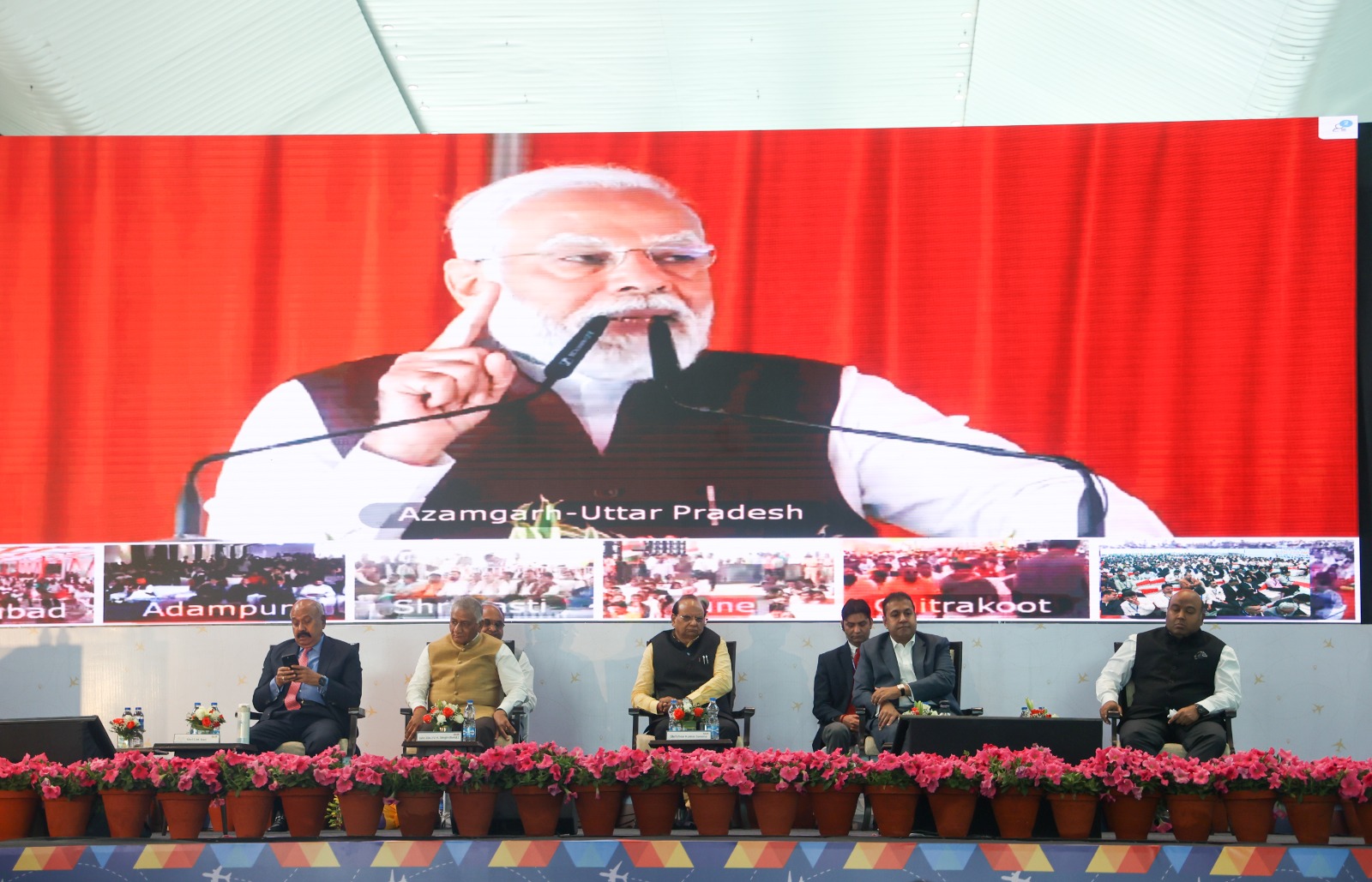Hon’ble Lt. Governor took part of the inauguration of Expanded Terminal-I of Delhi Airport, alongwith Union MOS Shri Gen VK Singh in Delhi, by Hon'ble PM Shri Narendra Modi JI, virtually from Azamgarh in UP. The simultaneous inauguration of 12 airport terminals and foundation laying of 04 new ones by Hon'ble PM today, indeed is another step forward towards #ViksitBharat@2047.