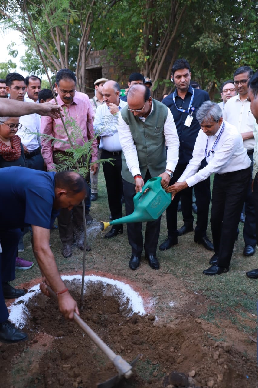On the occasion of World Environment Day, Hon’ble Lt. Governor led the Plantation Programme organized by DDA at Astha…
