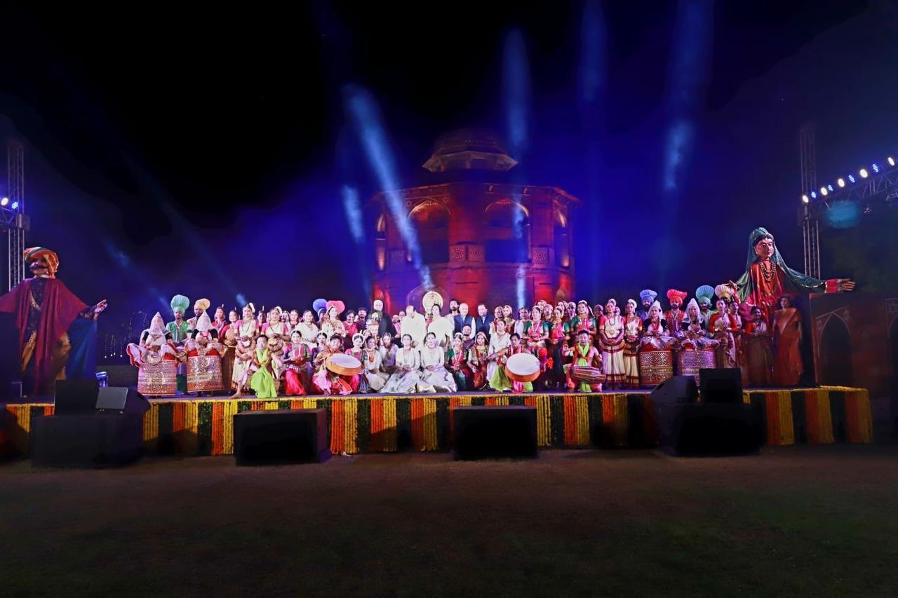 Hon’ble Lt. Governor hosted delegates of World Heritage Committee over dinner amidst enthralling cultural performances…