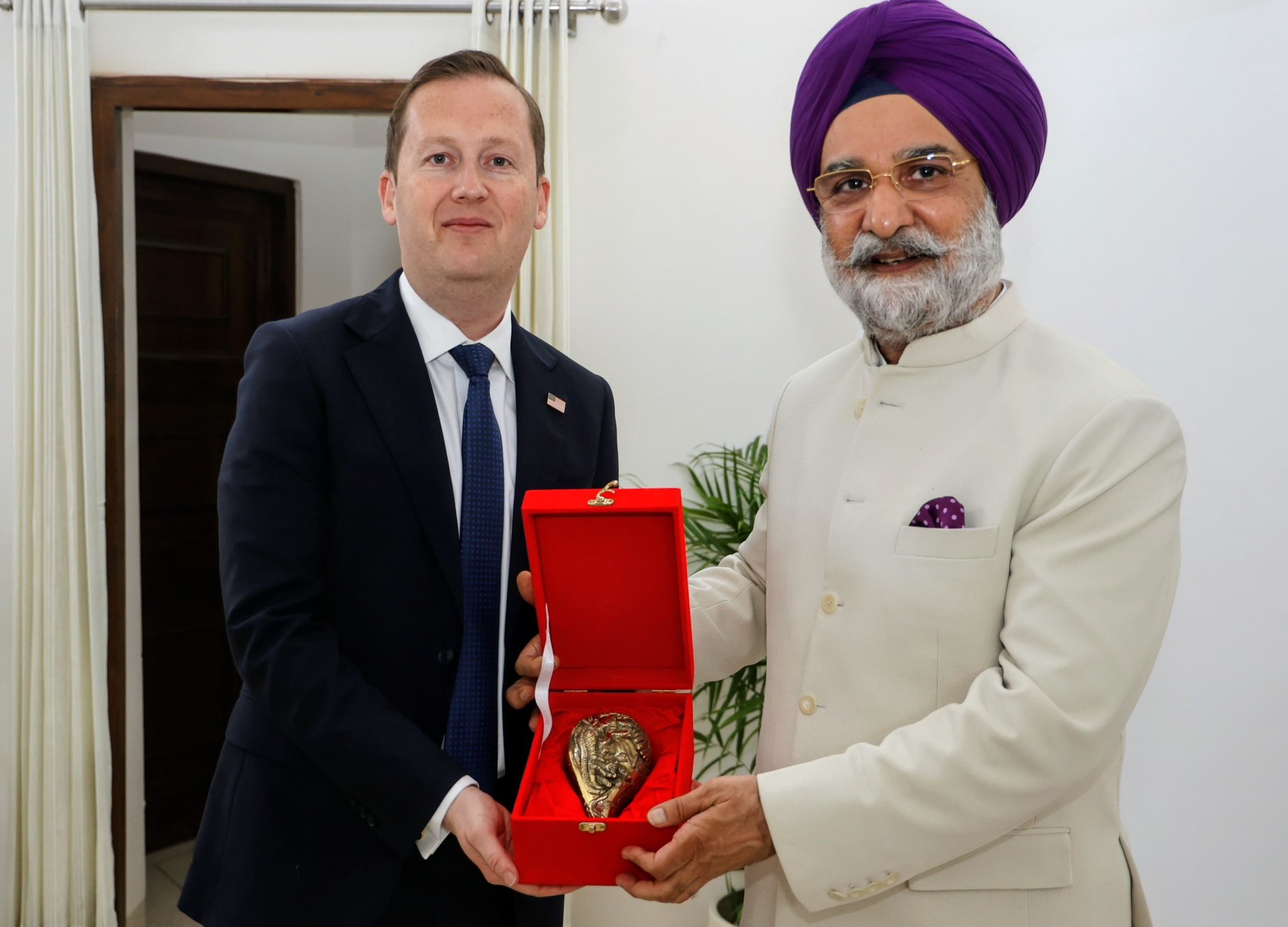 HE Mr. Sergio Gor, U.S. Ambassador to India called on Hon’ble Lt. Governor.